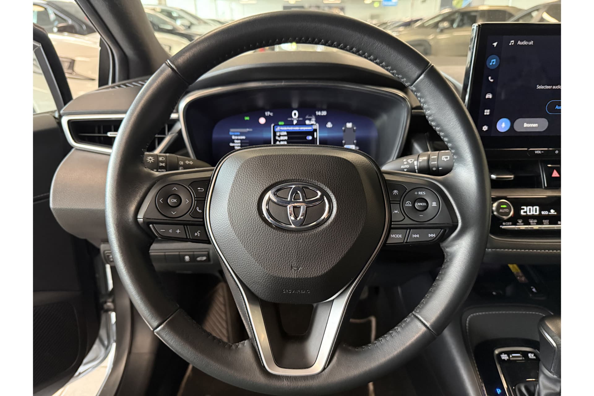 Toyota Corolla Touring Sports Hybrid 140 Dynamic thumbnail 31