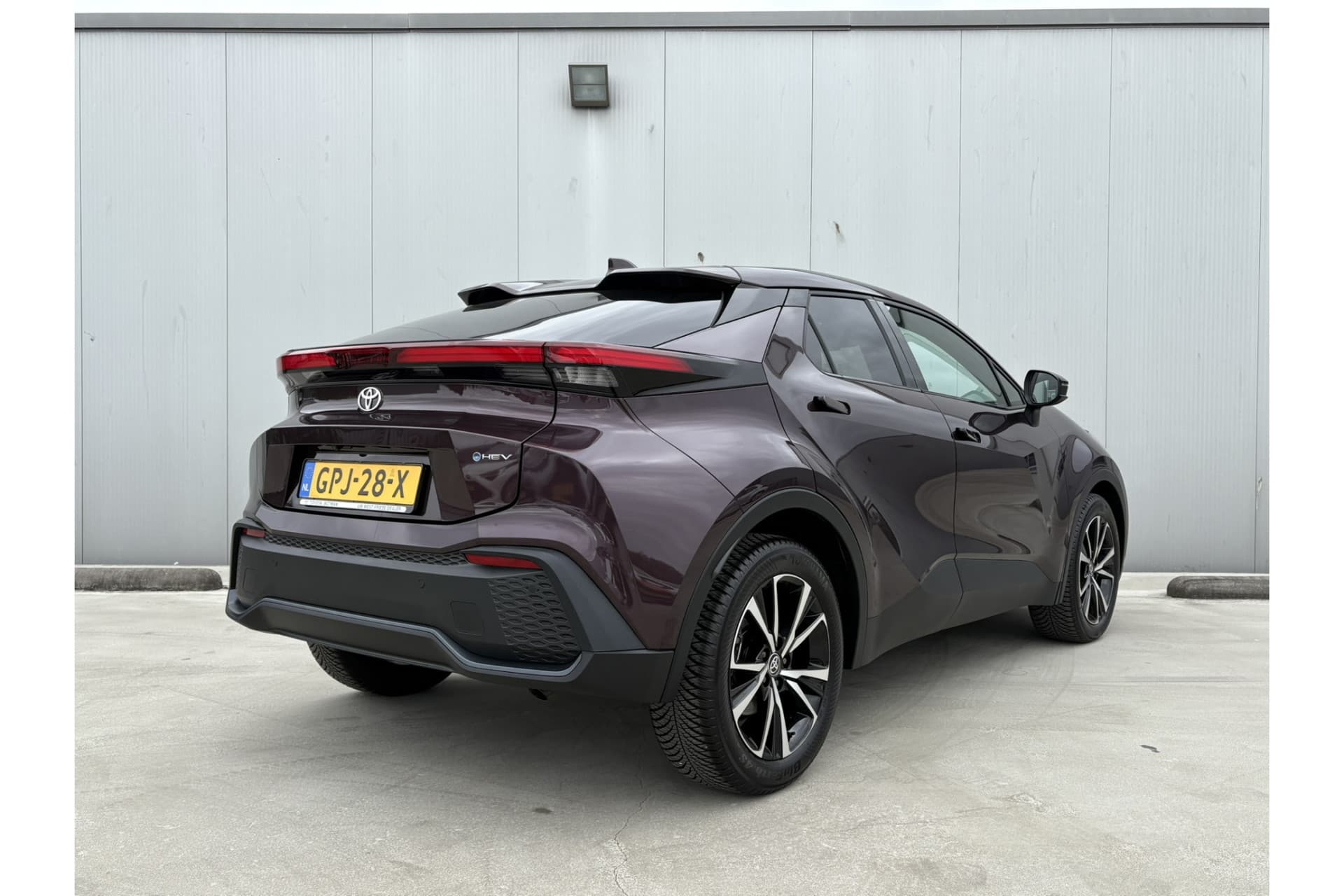 Toyota C-HR 1.8 Hybrid 140 Dynamic thumbnail 5