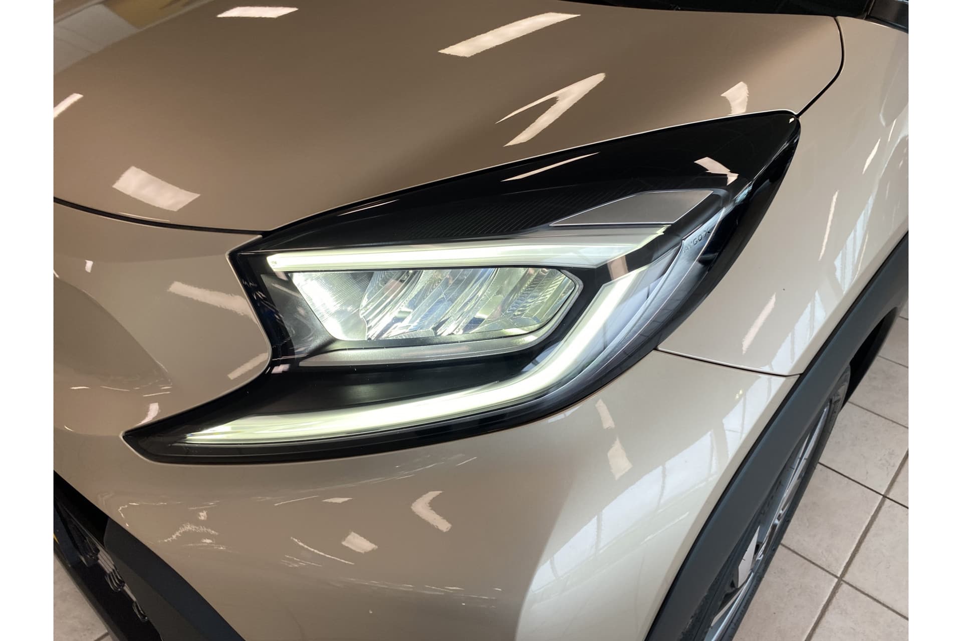 Toyota Aygo X 1.0 Vvt-I Mt Envy thumbnail 9