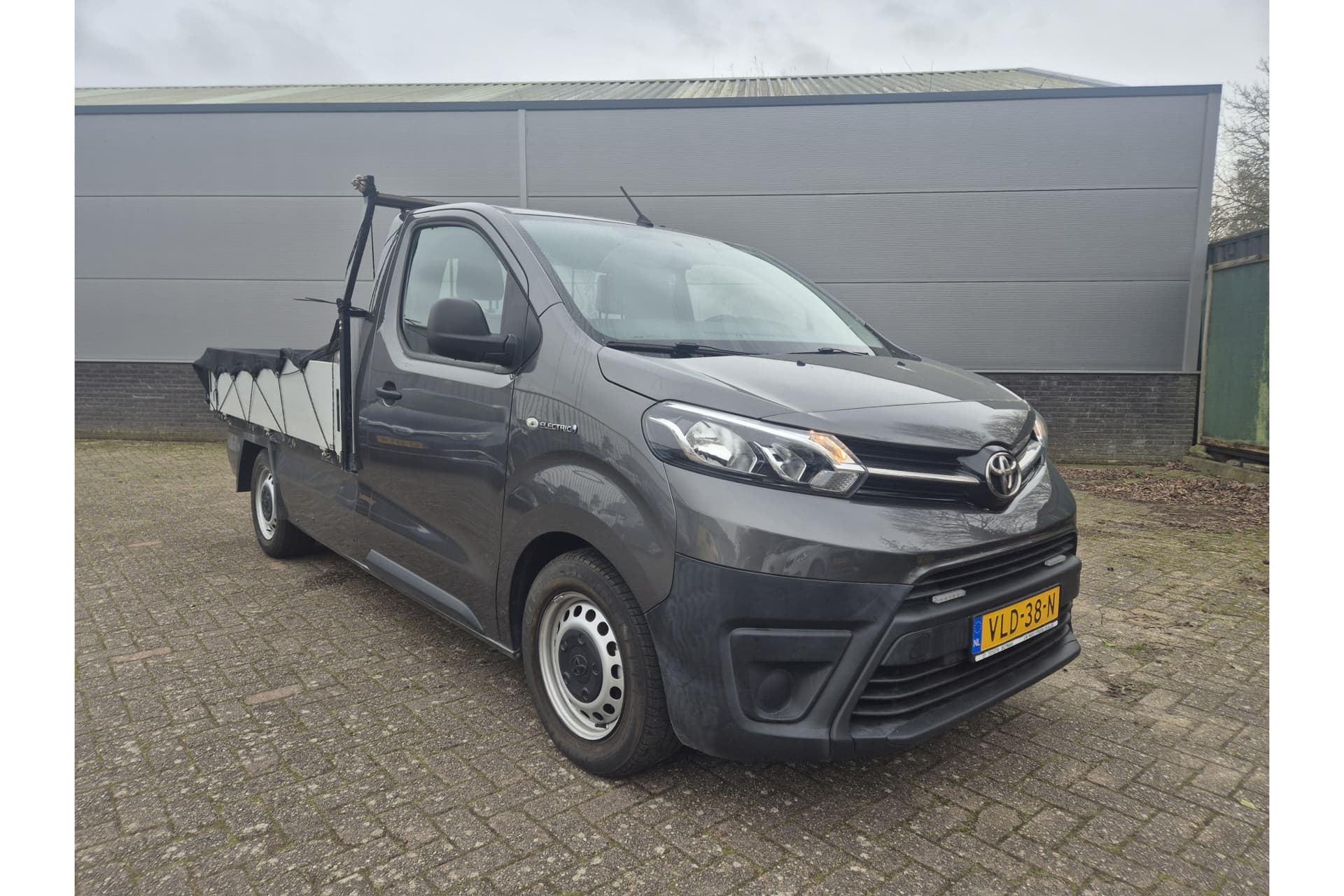 Toyota Proace Electric Pick-Up Extra Range Navigator 75 Kwh thumbnail 6