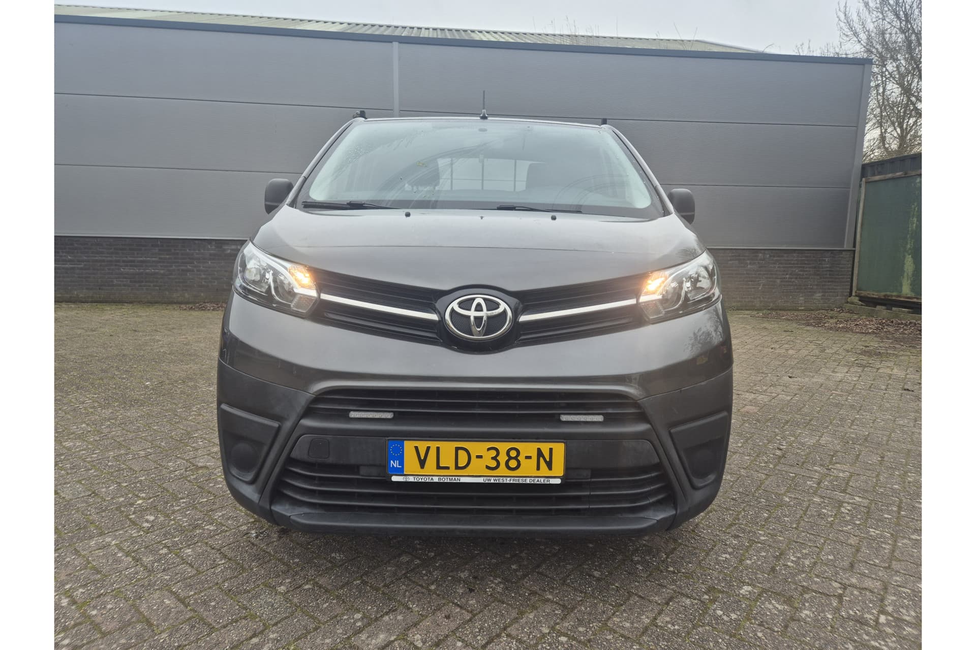 Toyota Proace Electric Pick-Up Extra Range Navigator 75 Kwh thumbnail 7