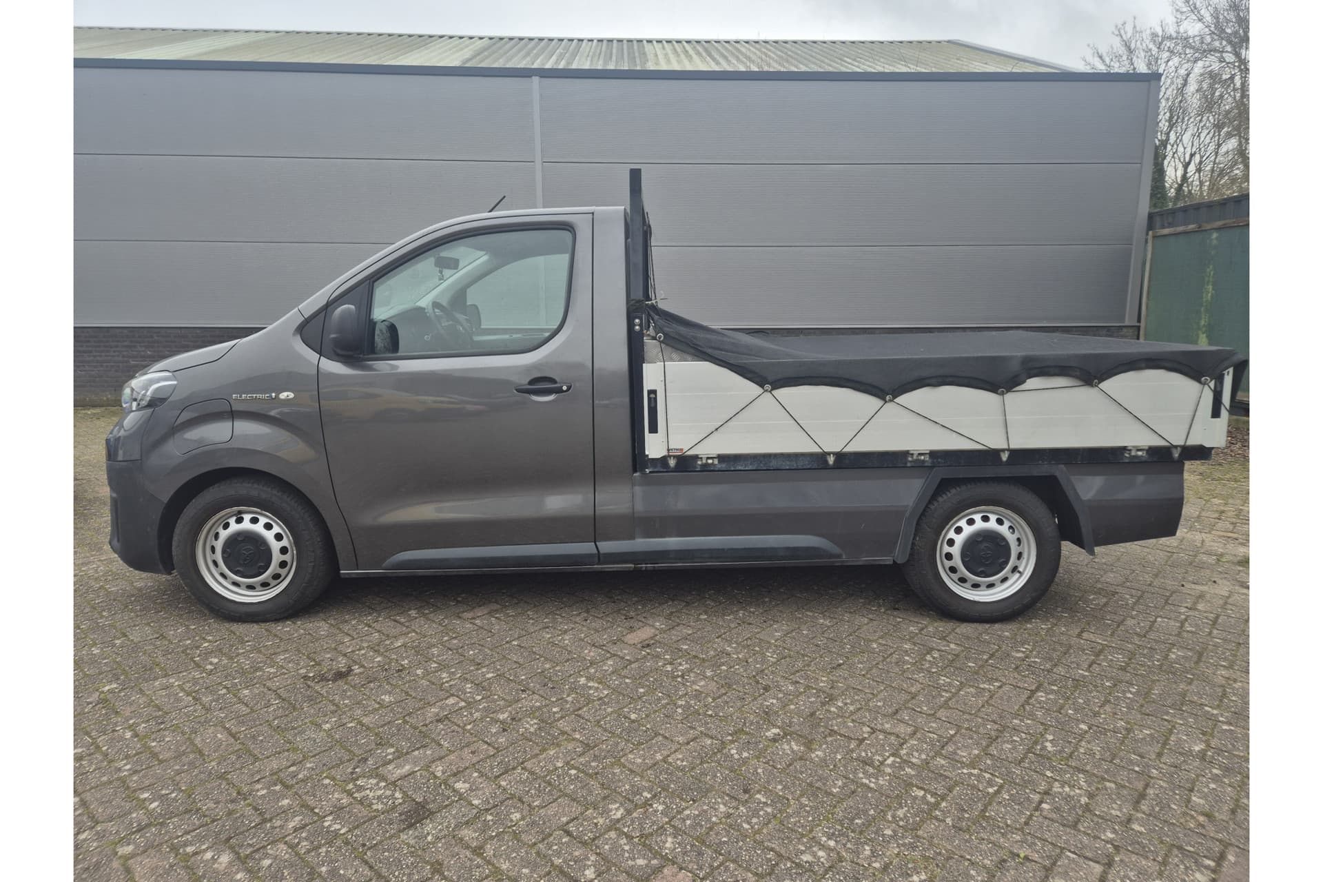 Toyota Proace Electric Pick-Up Extra Range Navigator 75 Kwh thumbnail 8