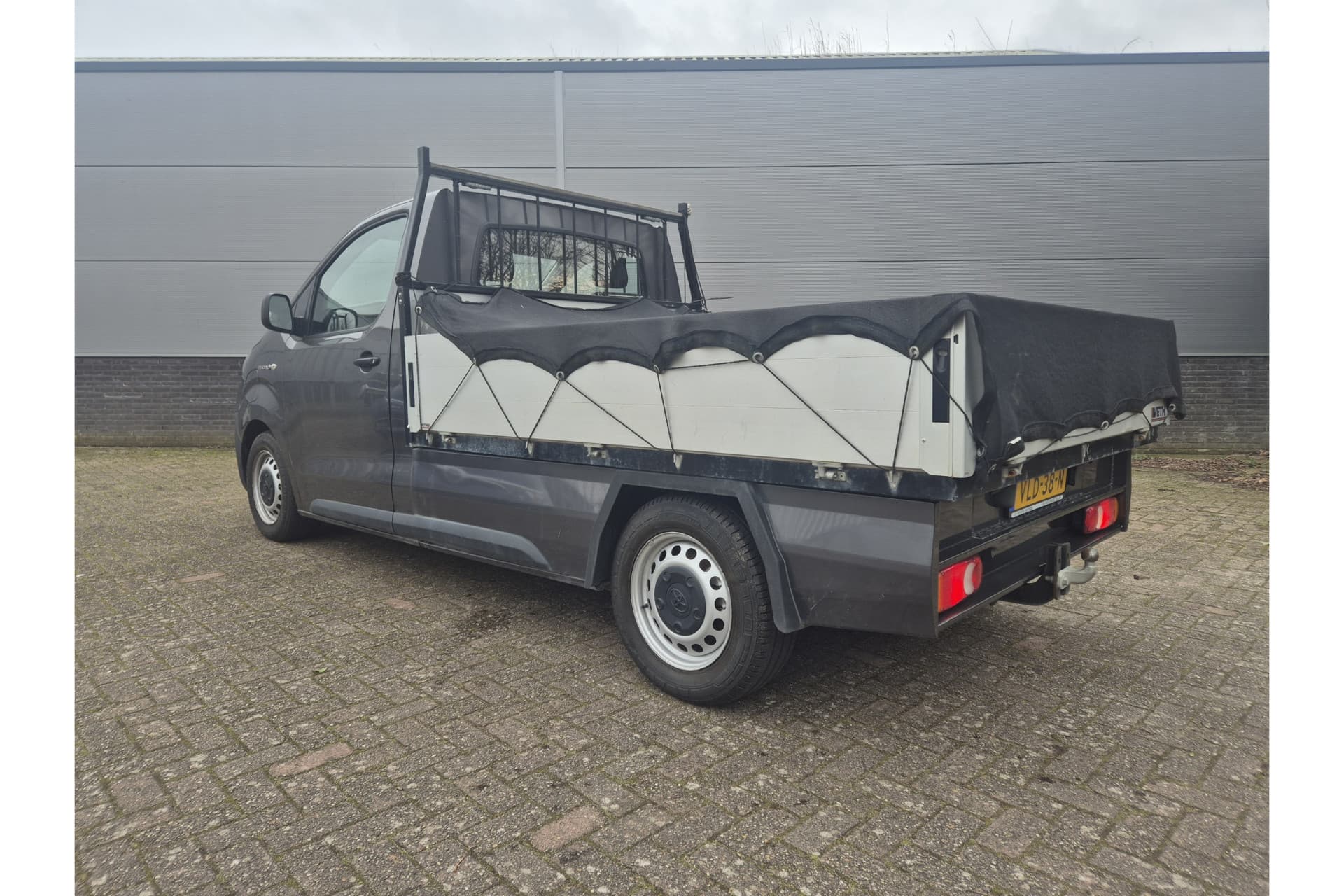 Toyota Proace Electric Pick-Up Extra Range Navigator 75 Kwh thumbnail 9