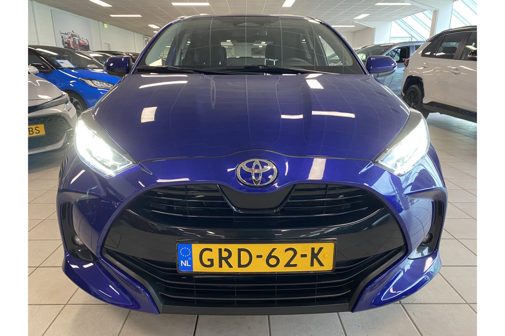 Toyota Yaris 1.5 Hybrid 115 First Edition thumbnail 14