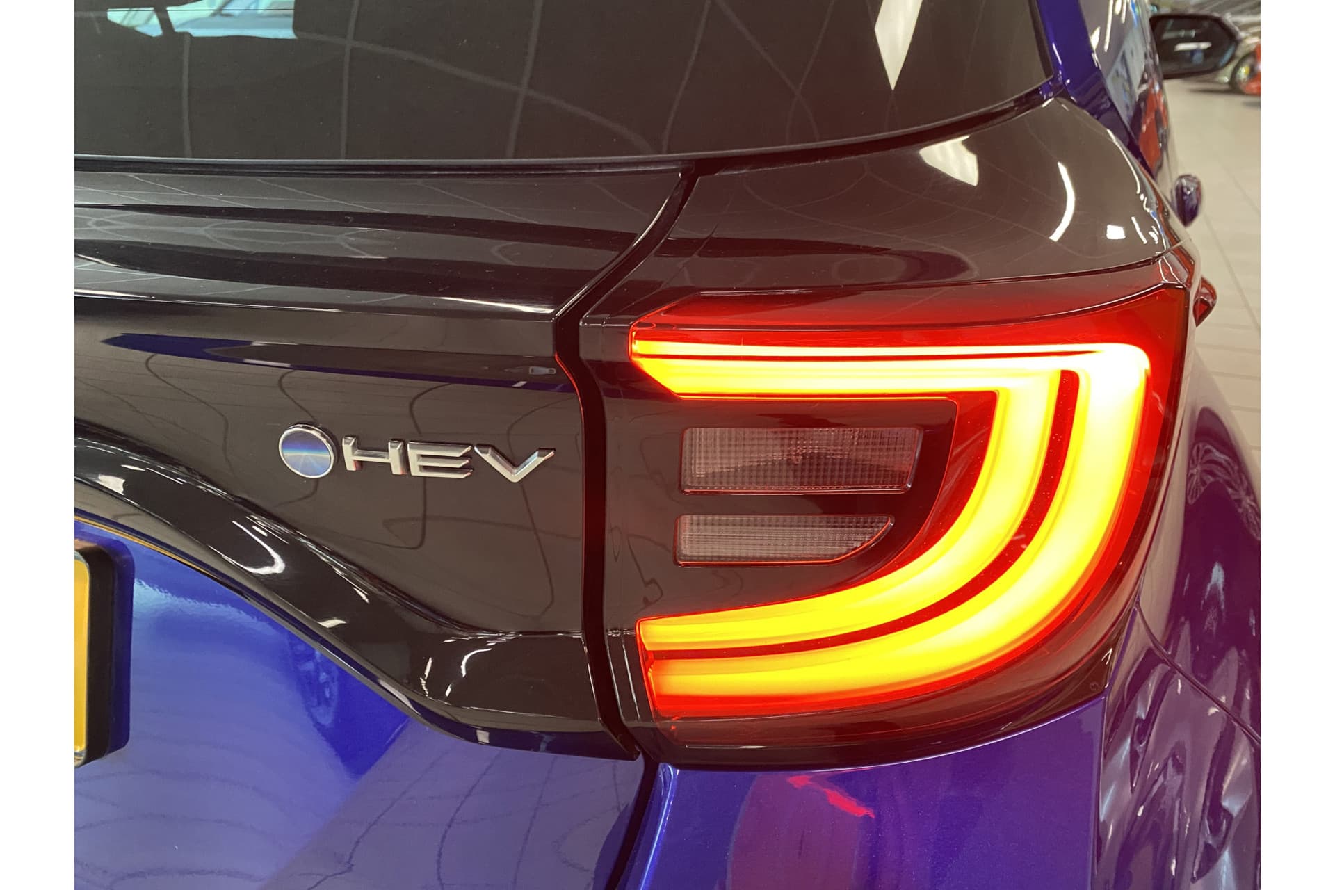 Toyota Yaris 1.5 Hybrid 115 First Edition thumbnail 7