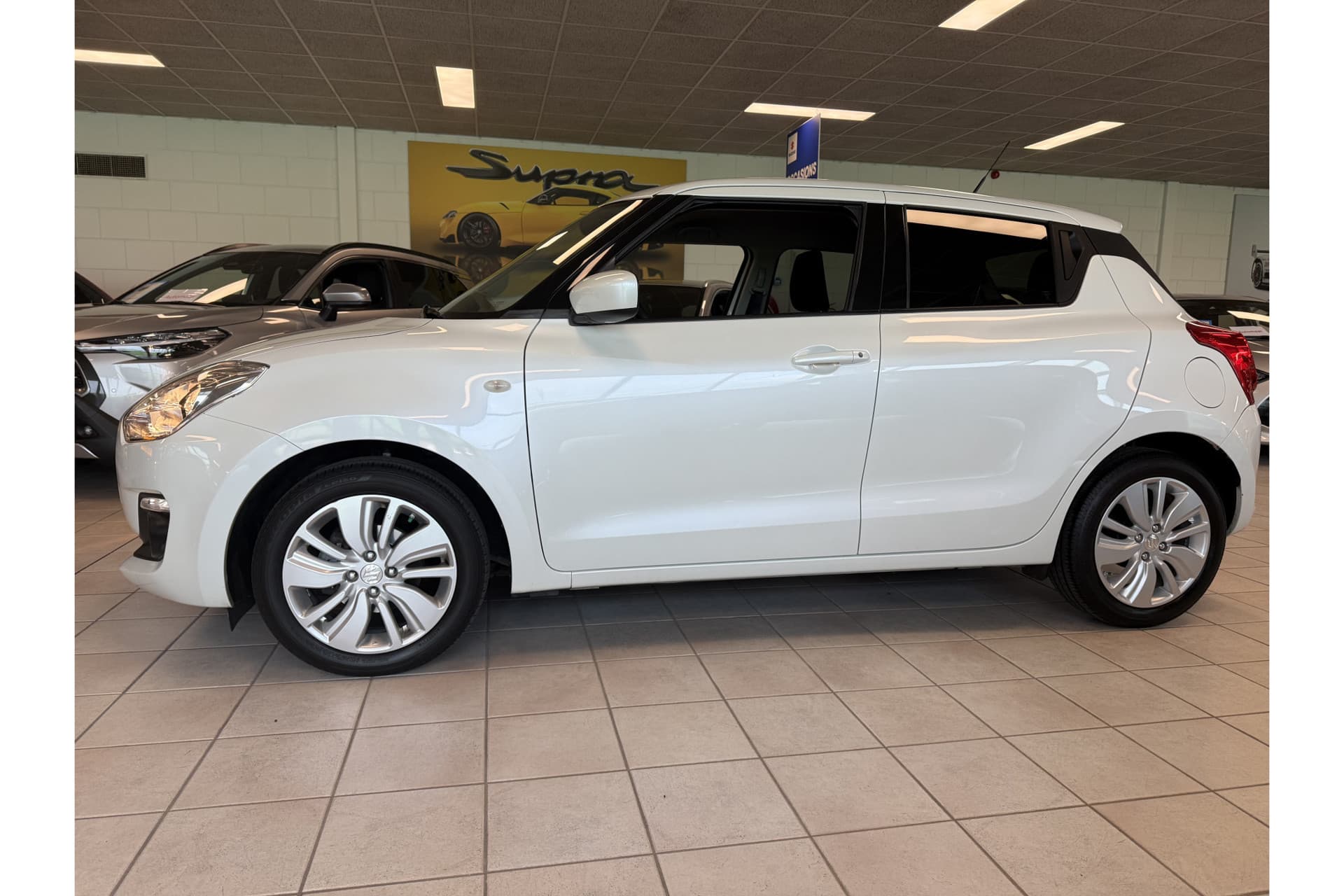 Suzuki Swift 1.2 Select thumbnail 2