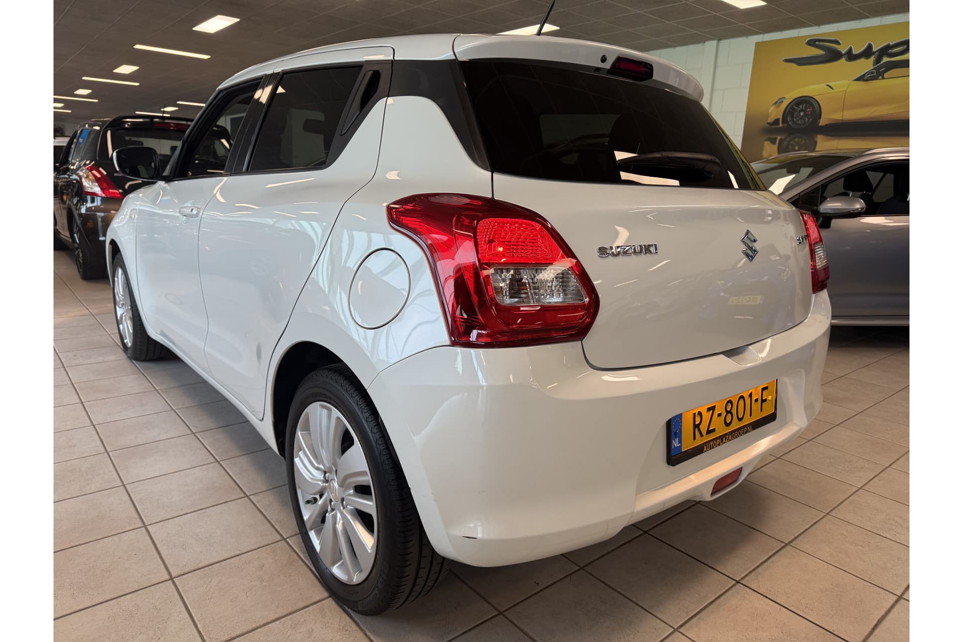 Suzuki Swift 1.2 Select thumbnail 3