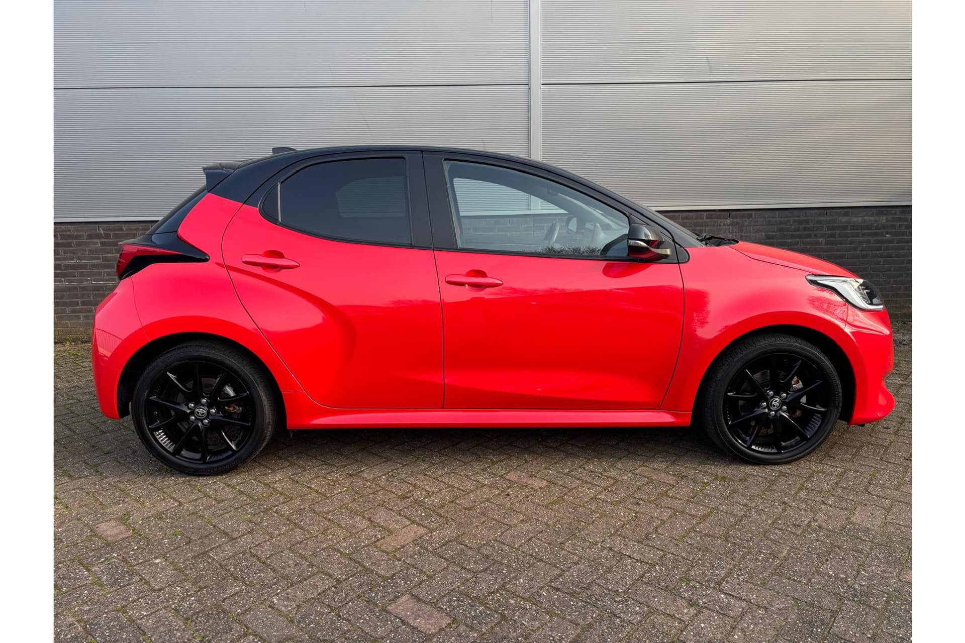 Toyota Yaris 1.5 Hybrid Executive Limited Automaat thumbnail 14