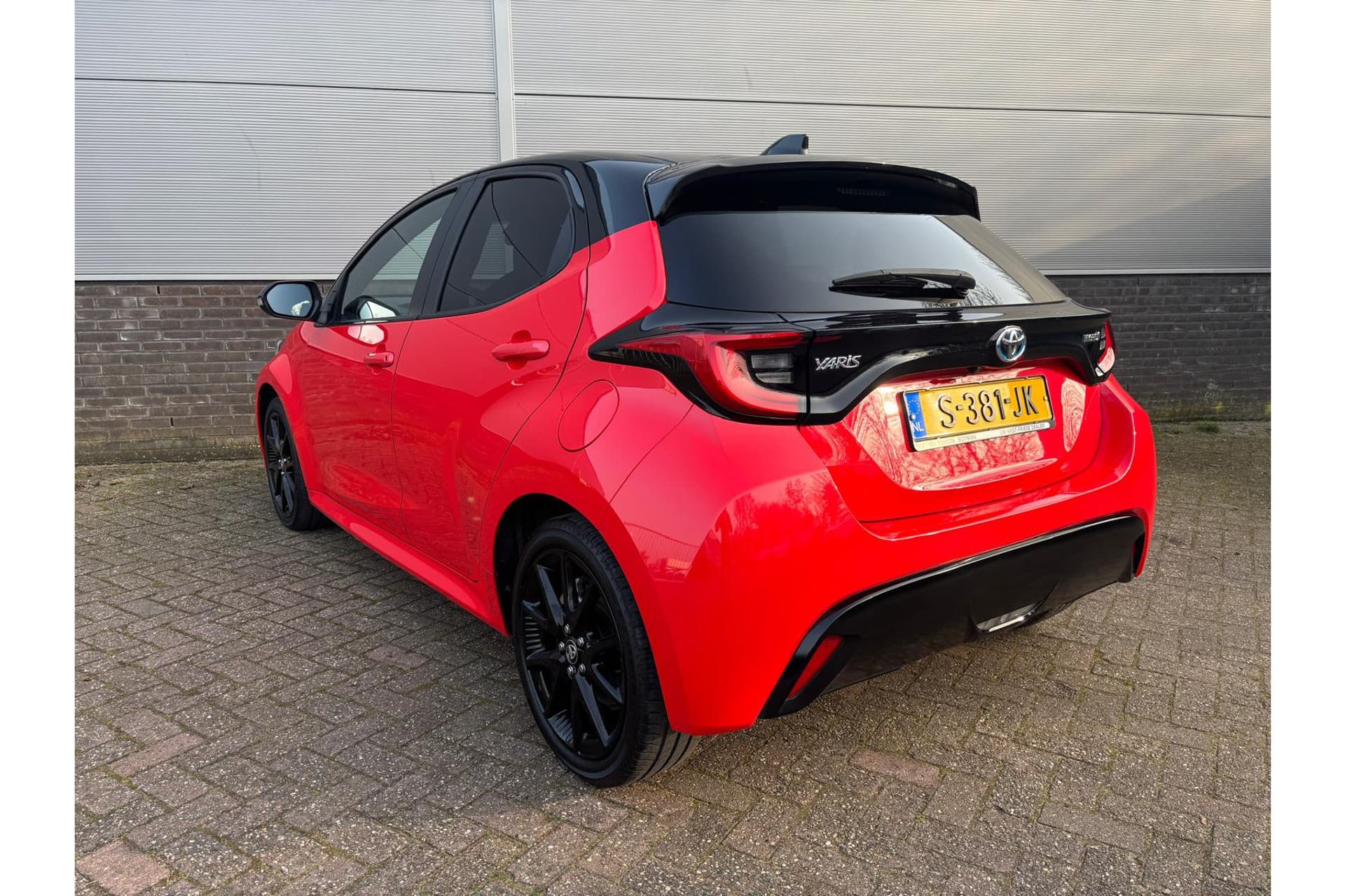 Toyota Yaris 1.5 Hybrid Executive Limited Automaat thumbnail 5