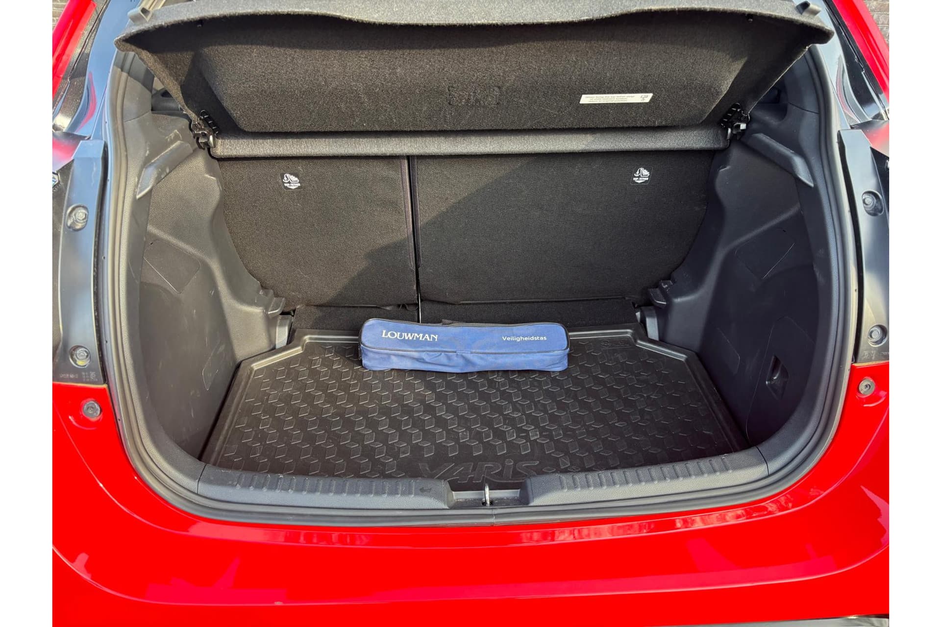 Toyota Yaris 1.5 Hybrid Executive Limited Automaat thumbnail 7