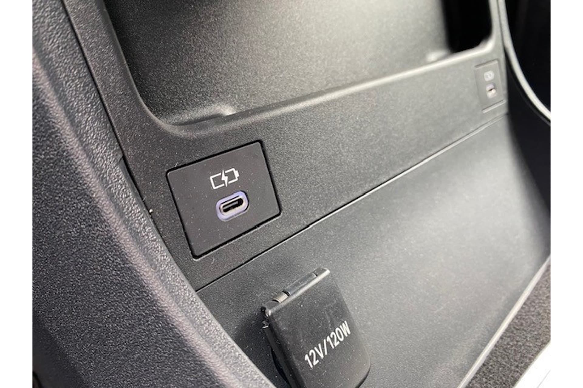 Toyota BZ4X Dynamic 71 Kwh thumbnail 12