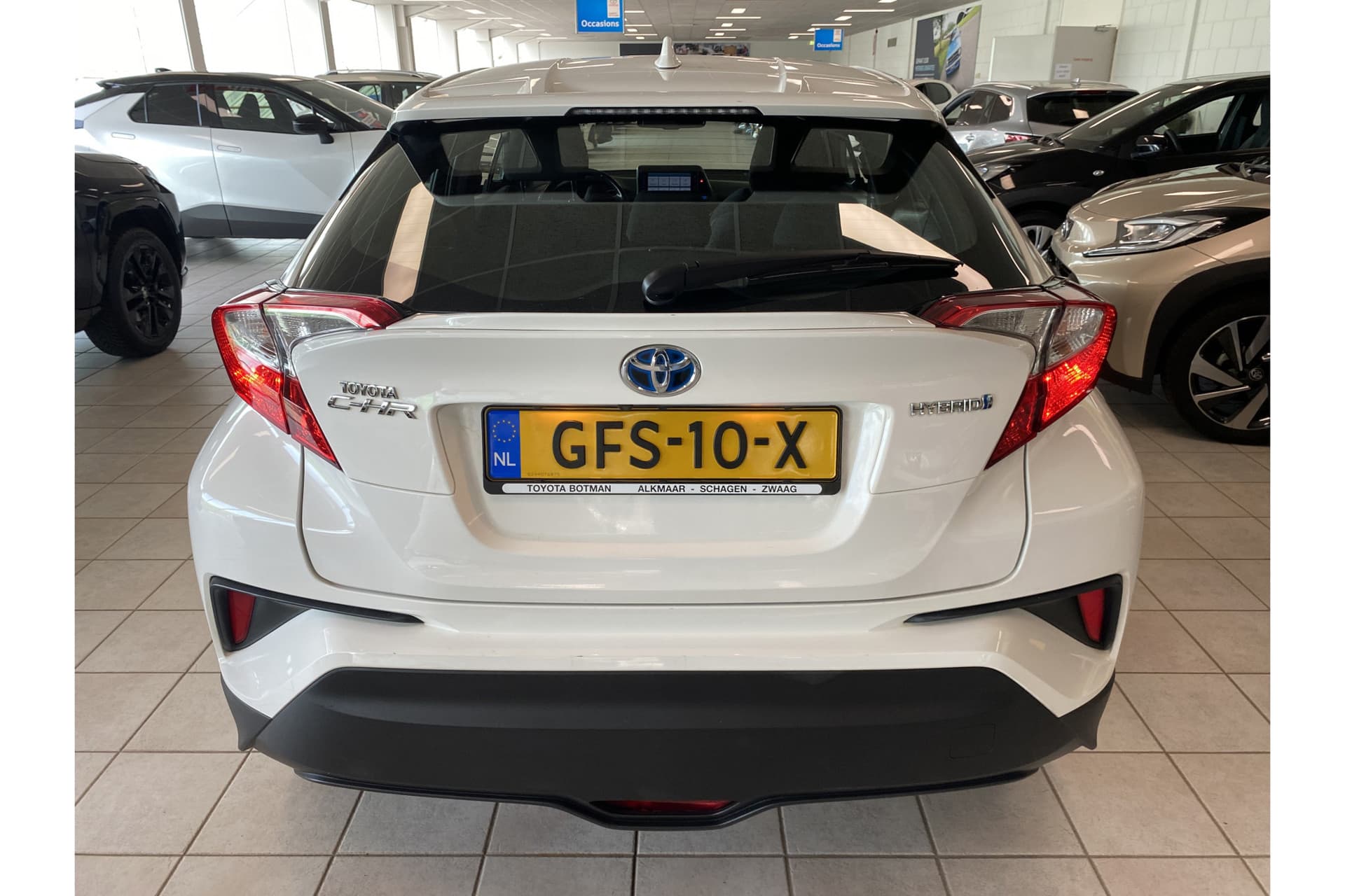 Toyota C-HR 1.8 Hybrid Dynamic thumbnail 4