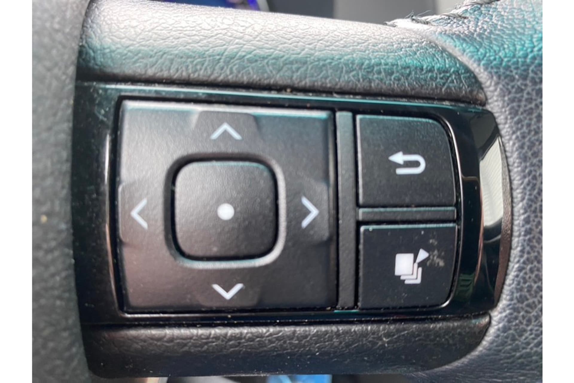 Toyota Hilux 2.4 D-4D Double Cab Professional thumbnail 19