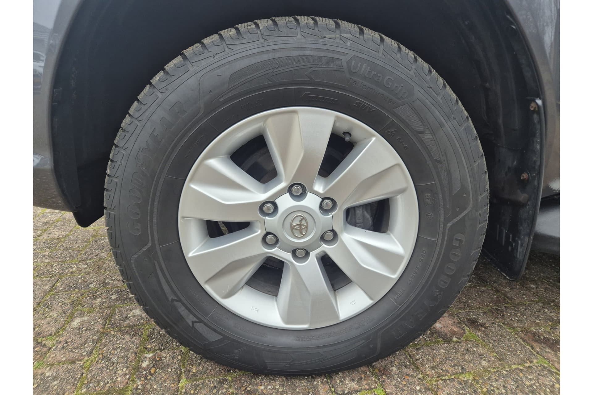 Toyota Hilux 2.4 D-4D Double Cab Professional thumbnail 35