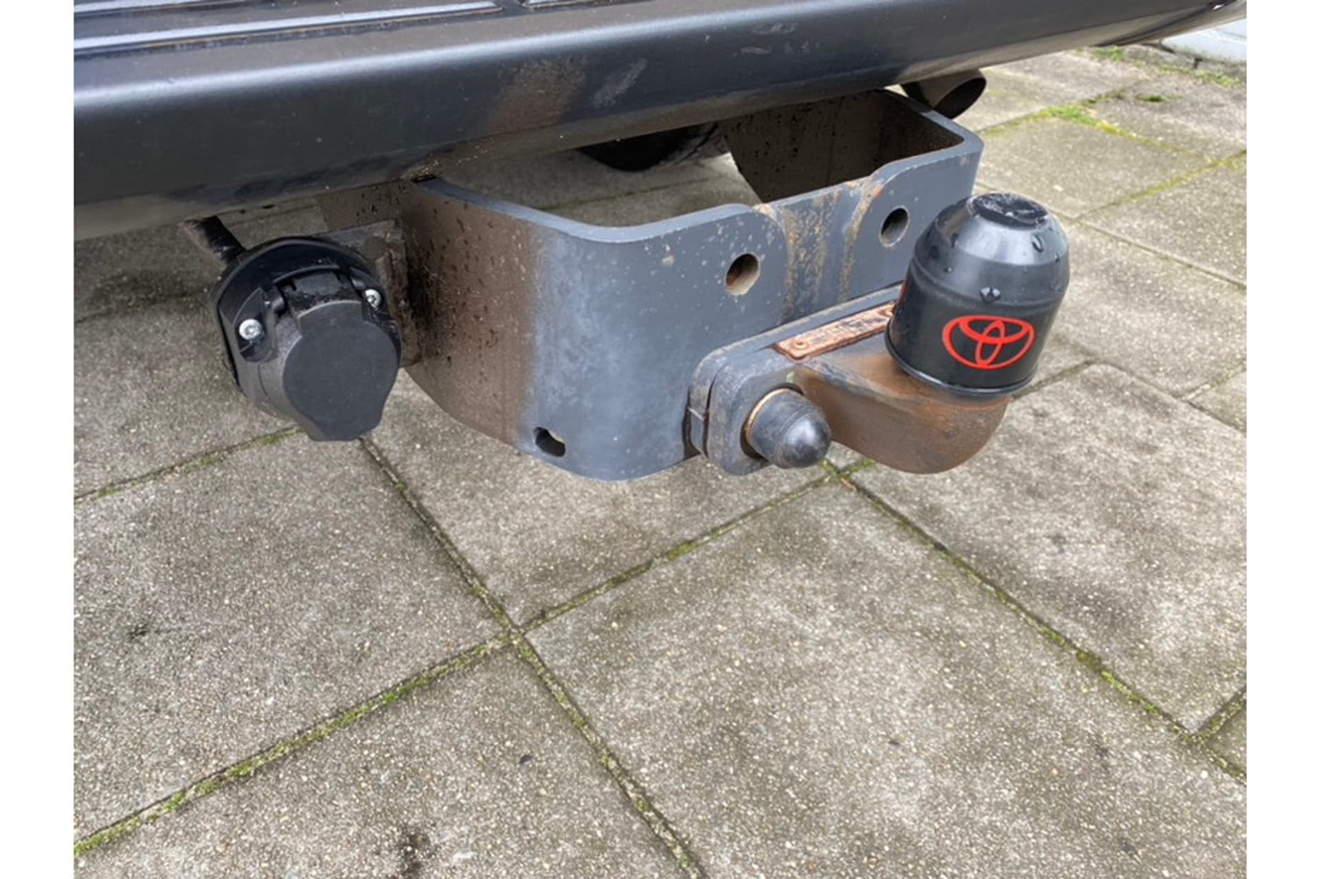 Toyota Hilux 2.4 D-4D Double Cab Professional thumbnail 8