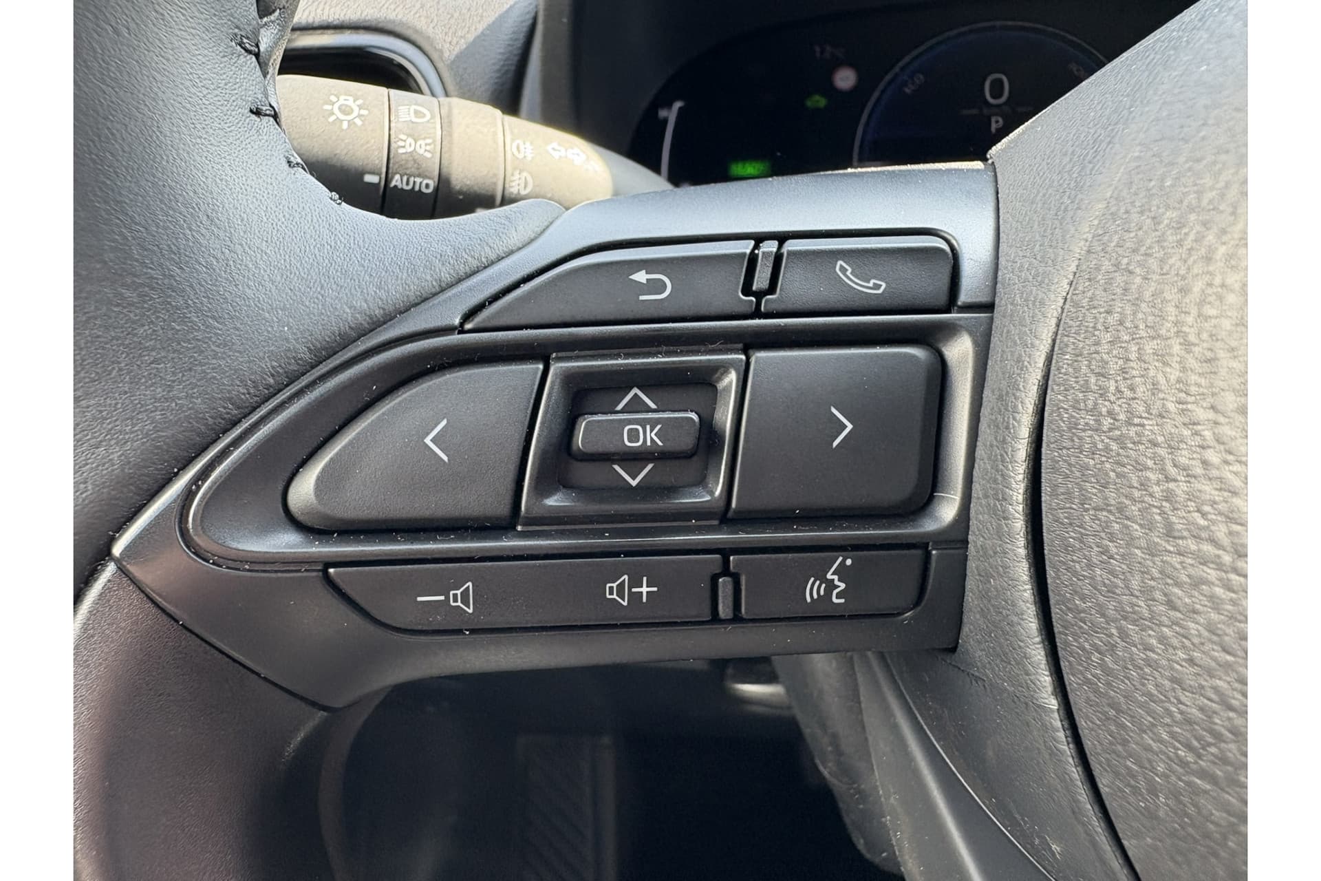 Toyota Yaris Cross 1.5 Hybrid 115 First Edition thumbnail 10