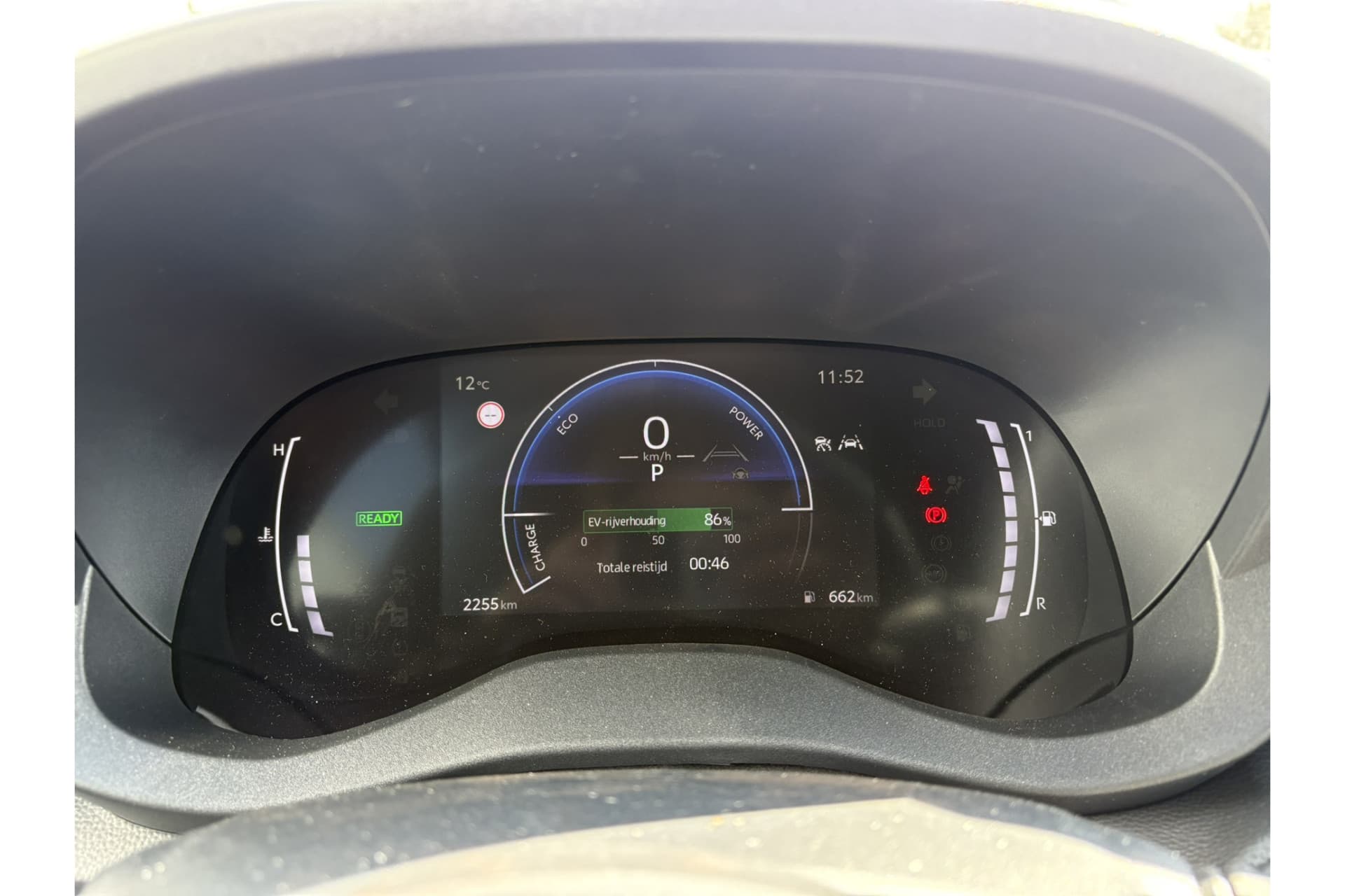 Toyota Yaris Cross 1.5 Hybrid 115 First Edition thumbnail 2