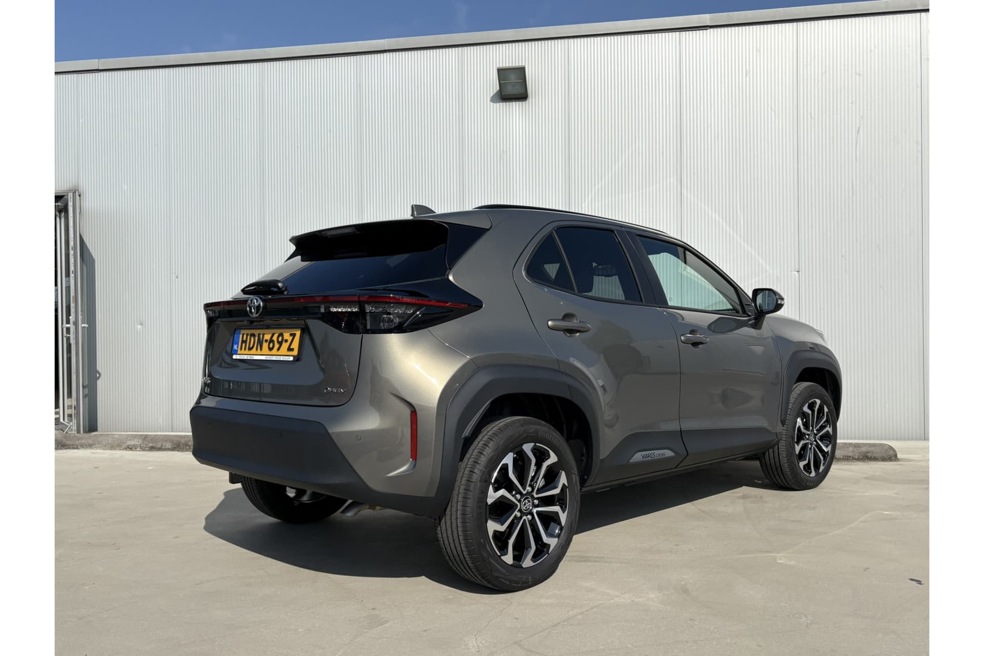 Toyota Yaris Cross 1.5 Hybrid 115 First Edition thumbnail 7