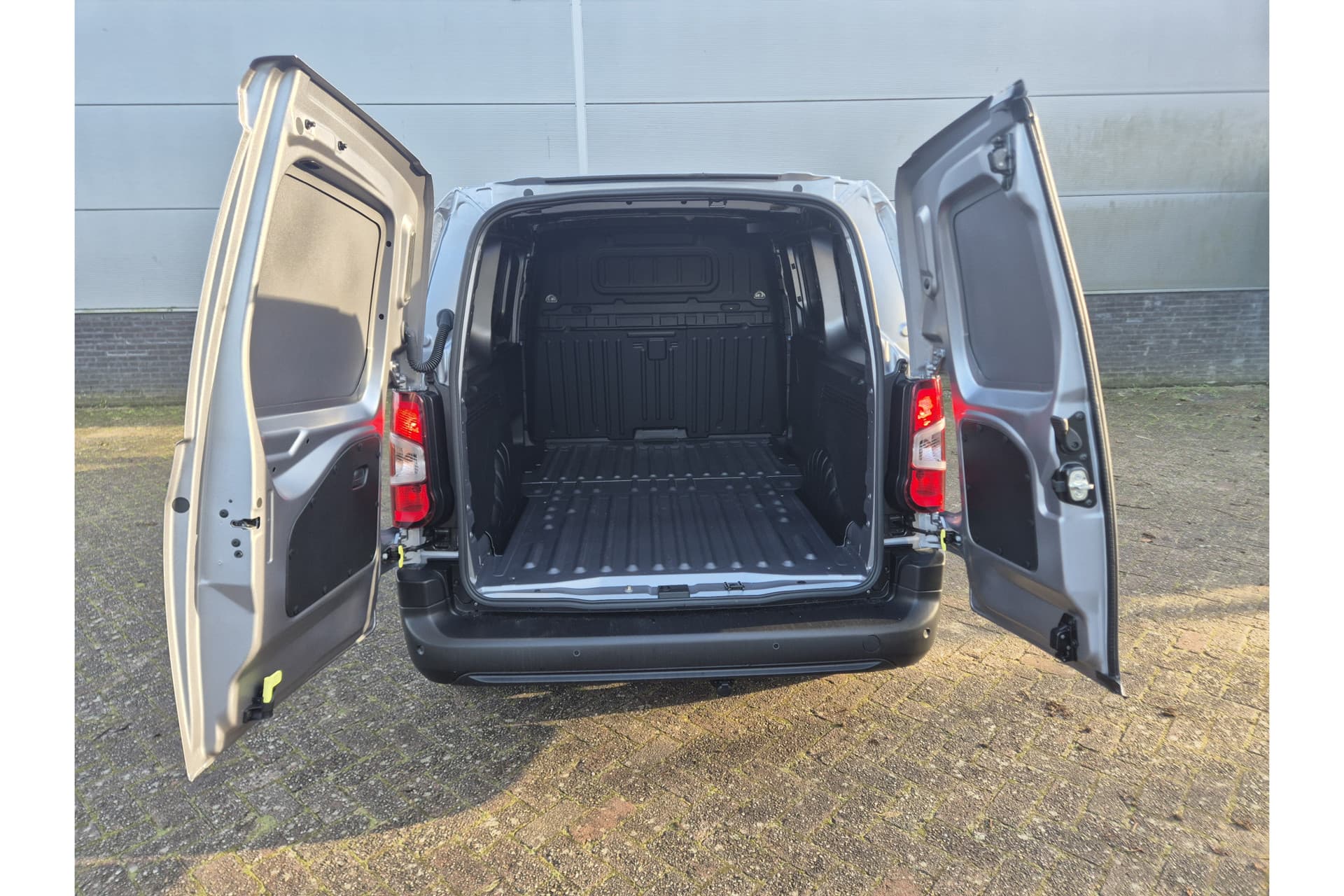 Toyota Proace City Electric Navigator Long 50 Kwh thumbnail 7