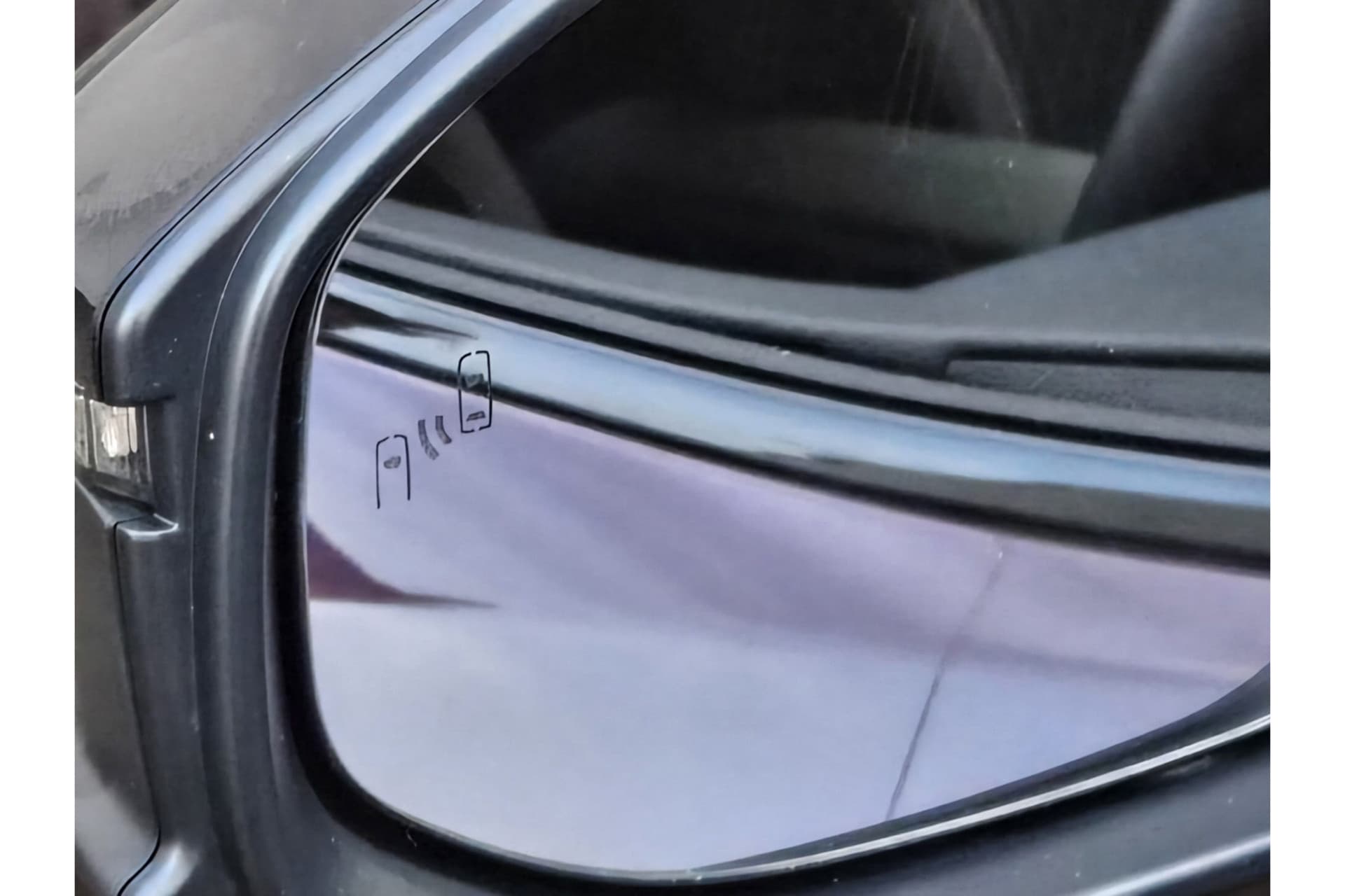 Toyota C-HR 1.8 Hybrid 140 Dynamic thumbnail 16