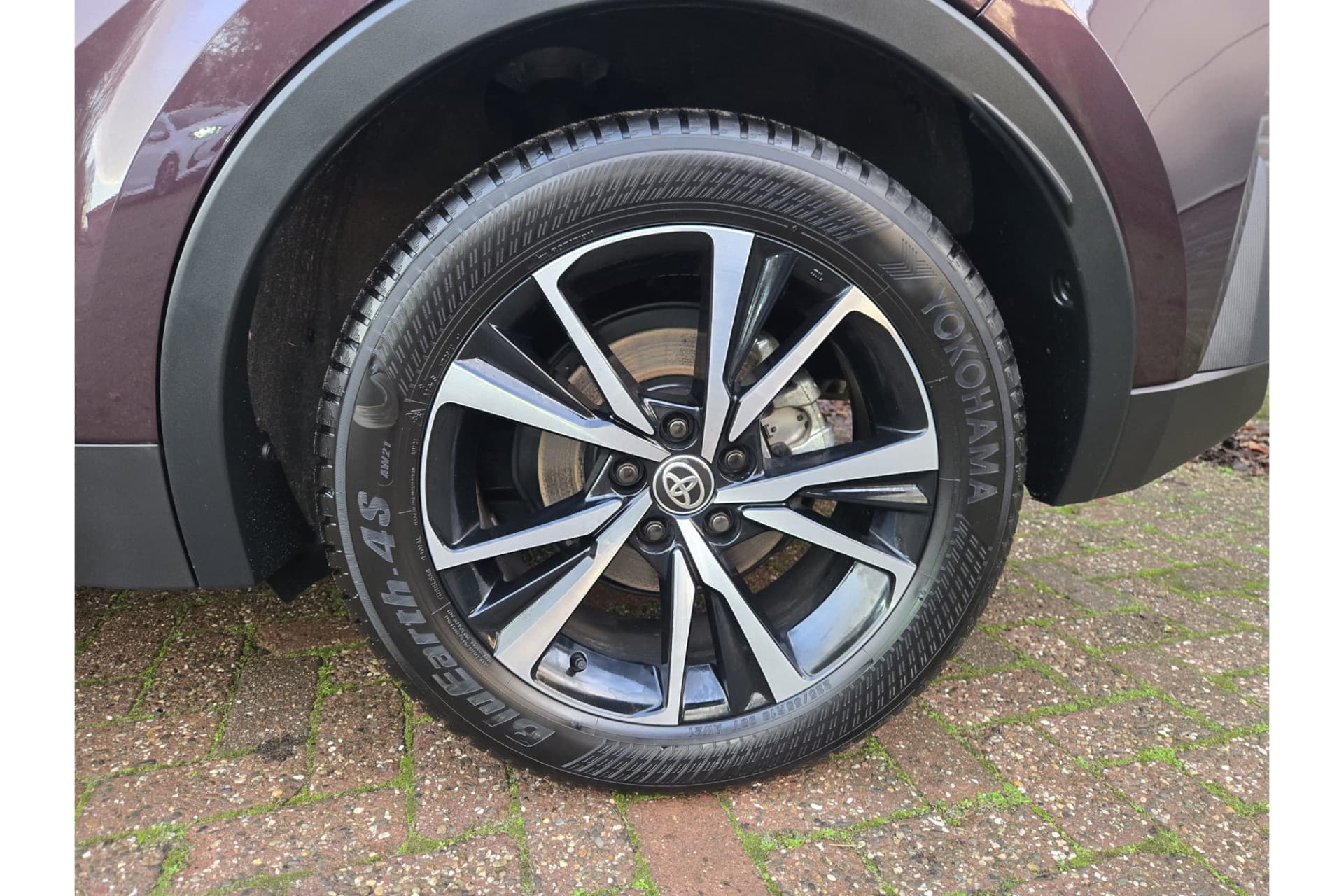 Toyota C-HR 1.8 Hybrid 140 Dynamic thumbnail 18