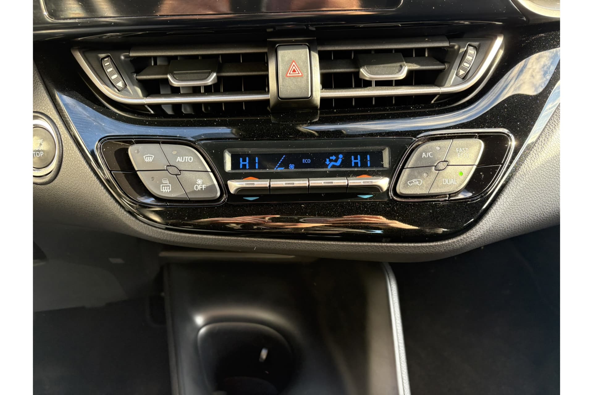 Toyota C-HR 1.2 Dynamic thumbnail 14