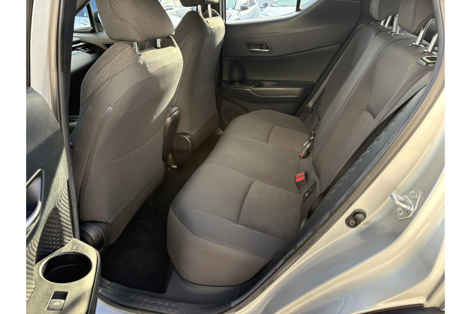 Toyota C-HR 1.2 Dynamic thumbnail 9