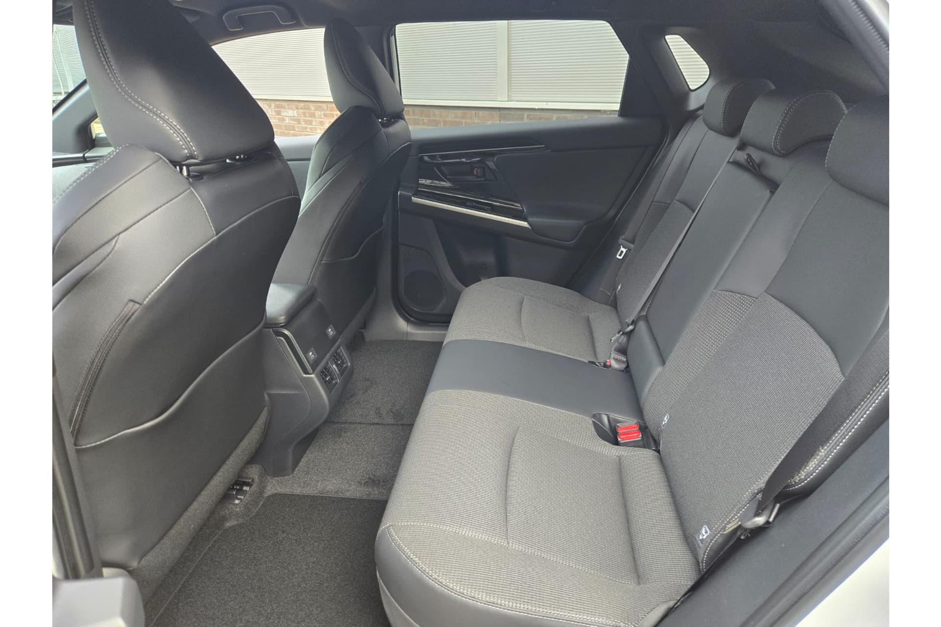 Toyota BZ4X Dynamic 71 Kwh, Demonstratie Auto thumbnail 6