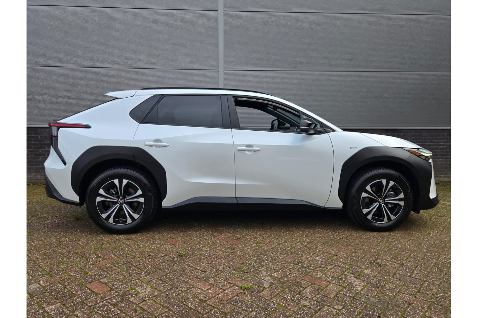 Toyota BZ4X Dynamic 71 Kwh, Demonstratie Auto thumbnail 8