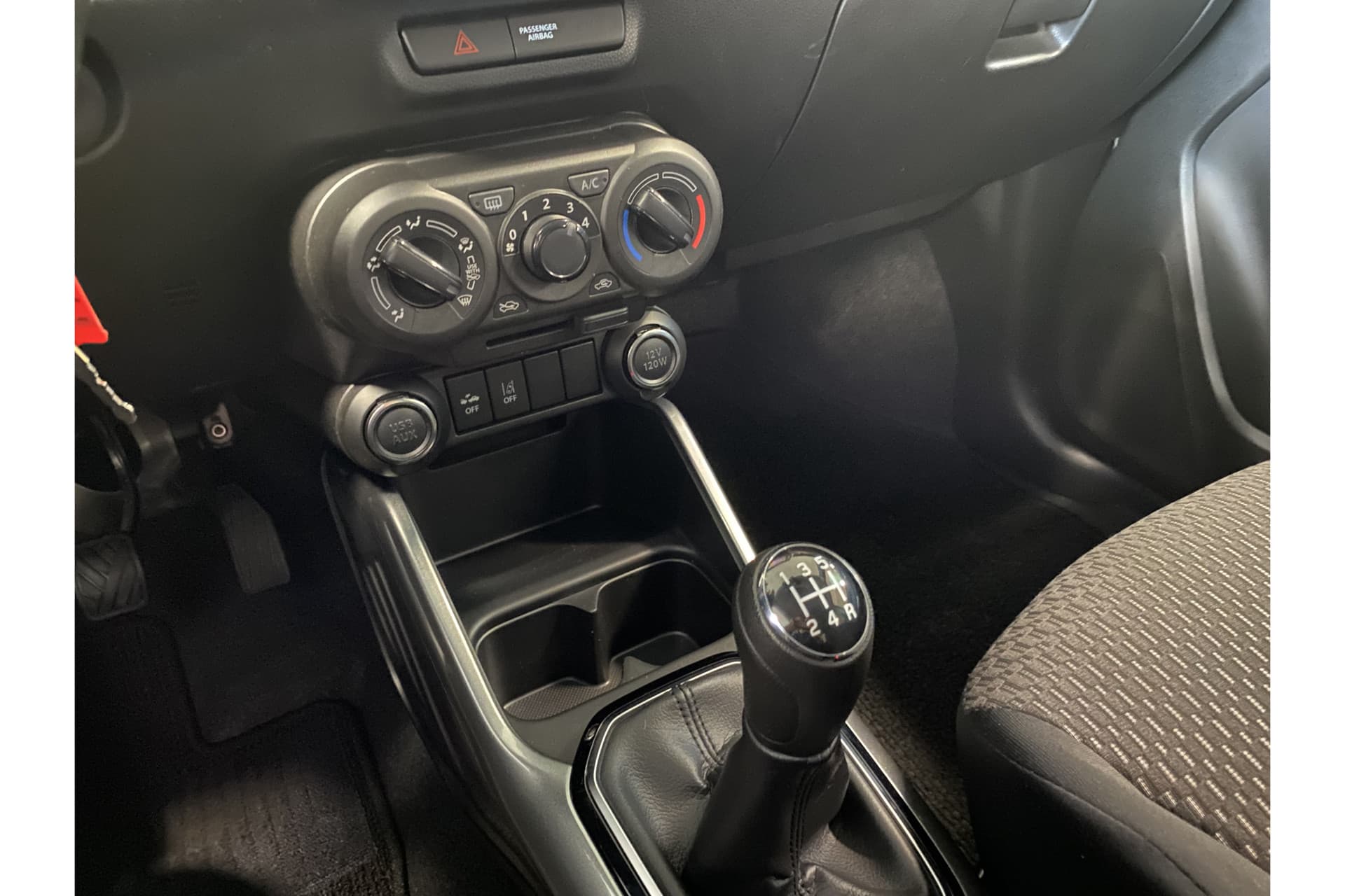 Suzuki Ignis 1.2 Smart Hybrid Select thumbnail 15