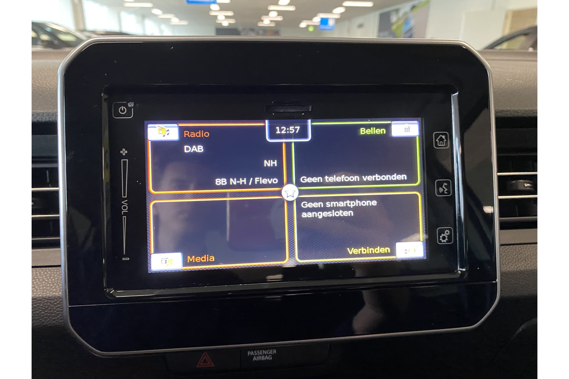 Suzuki Ignis 1.2 Smart Hybrid Select thumbnail 22