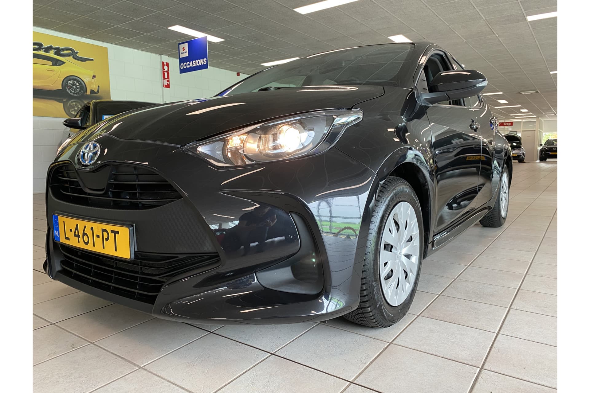 Toyota Yaris 1.5 Hybrid Active thumbnail 14