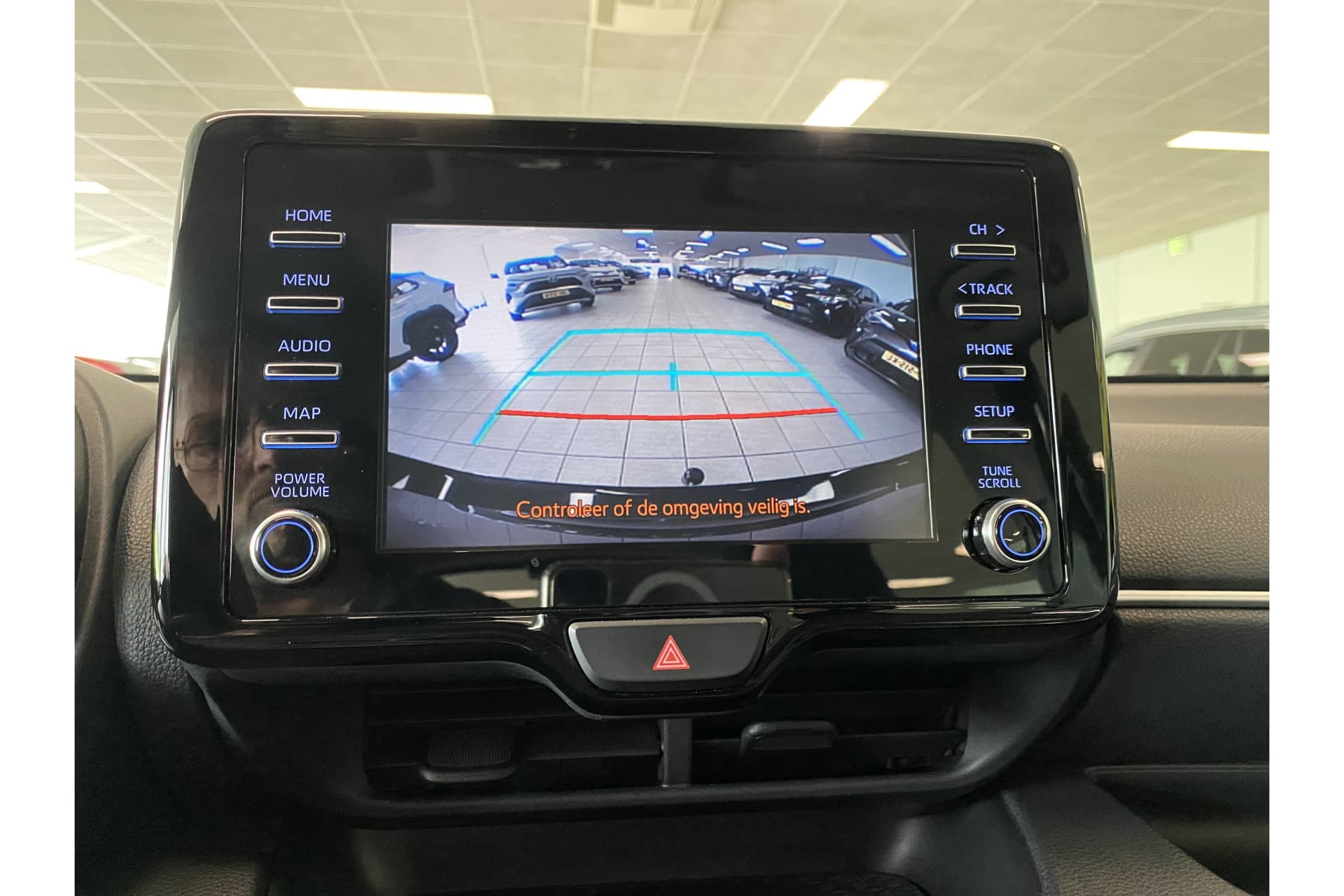 Toyota Yaris 1.5 Hybrid Active thumbnail 27