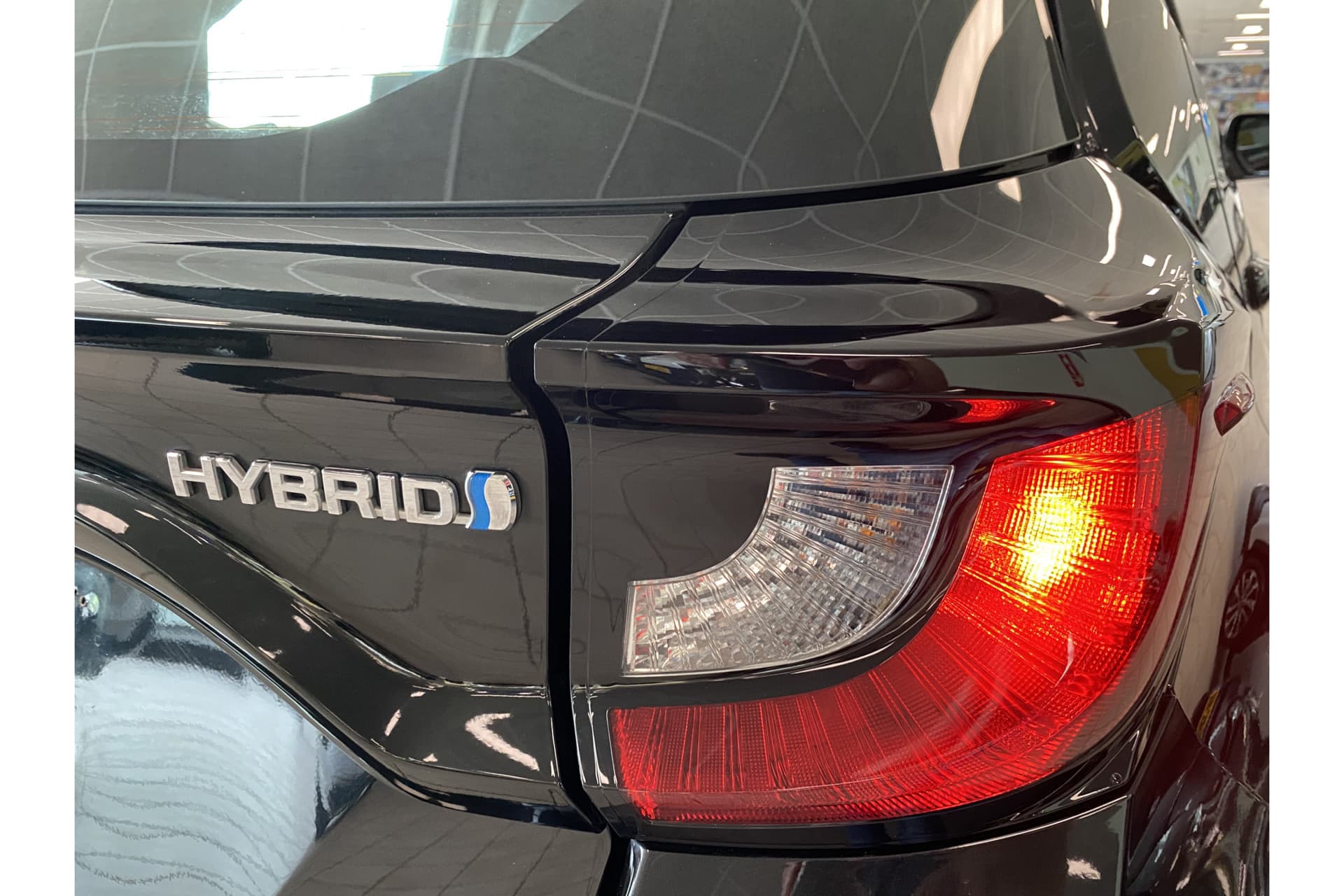 Toyota Yaris 1.5 Hybrid Active thumbnail 9