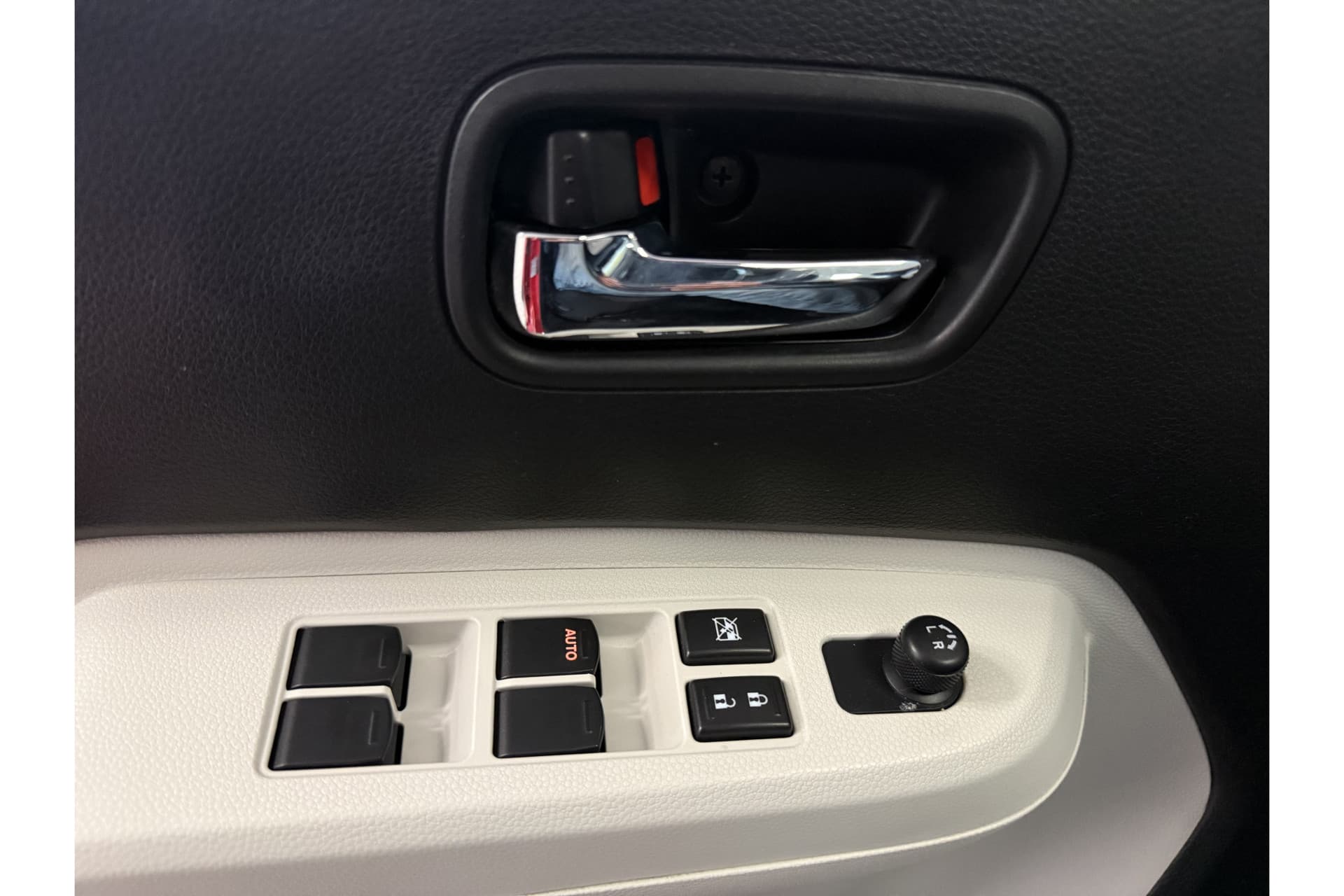 Suzuki Ignis 1.2 Stijl Smart Hybrid thumbnail 16