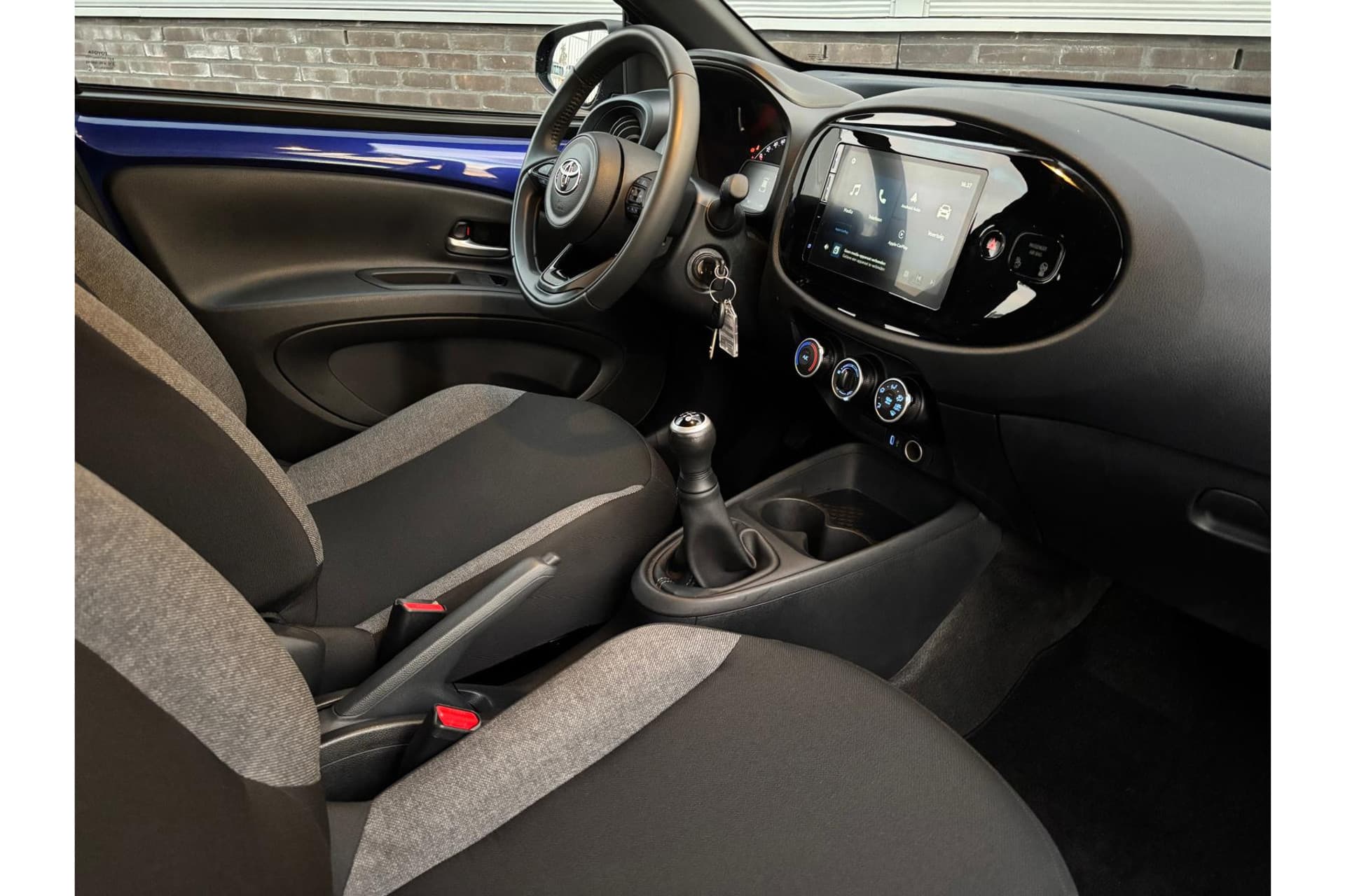 Toyota Aygo X 1.0 Vvt-I Mt Play thumbnail 4