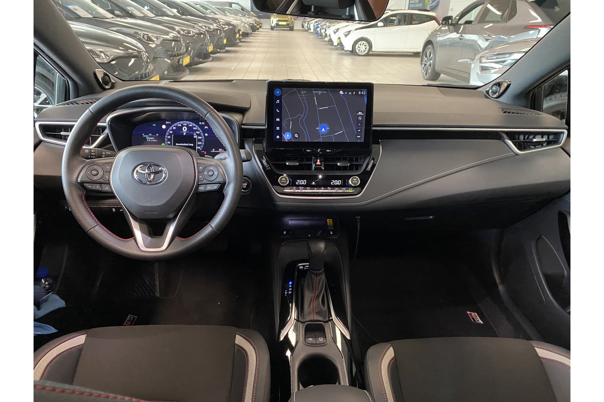 Toyota Corolla Touring Sports Hybrid 180 Gr Sport thumbnail 15