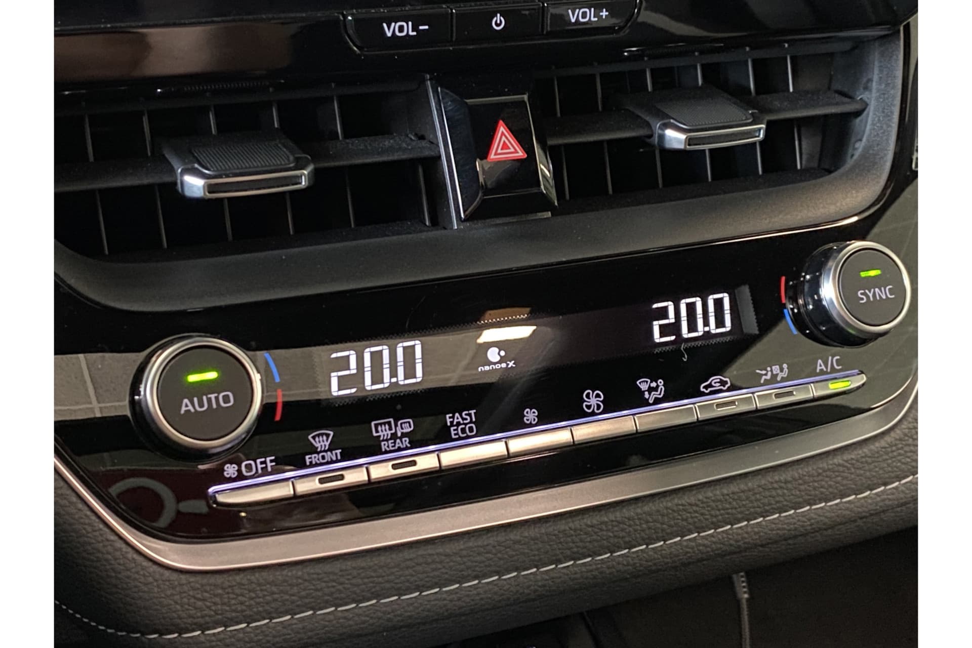 Toyota Corolla Touring Sports Hybrid 180 Gr Sport thumbnail 31