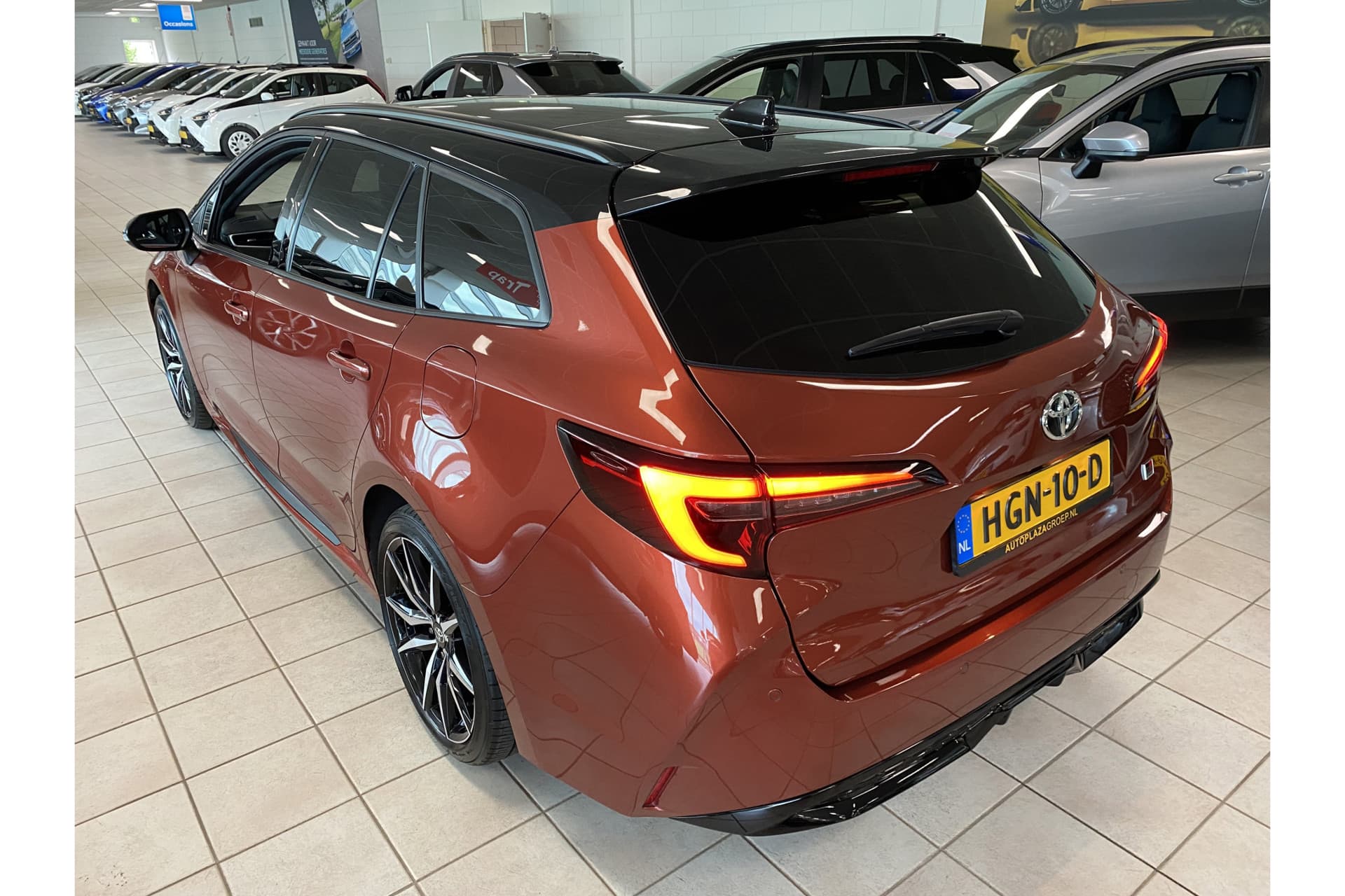 Toyota Corolla Touring Sports Hybrid 180 Gr Sport thumbnail 4