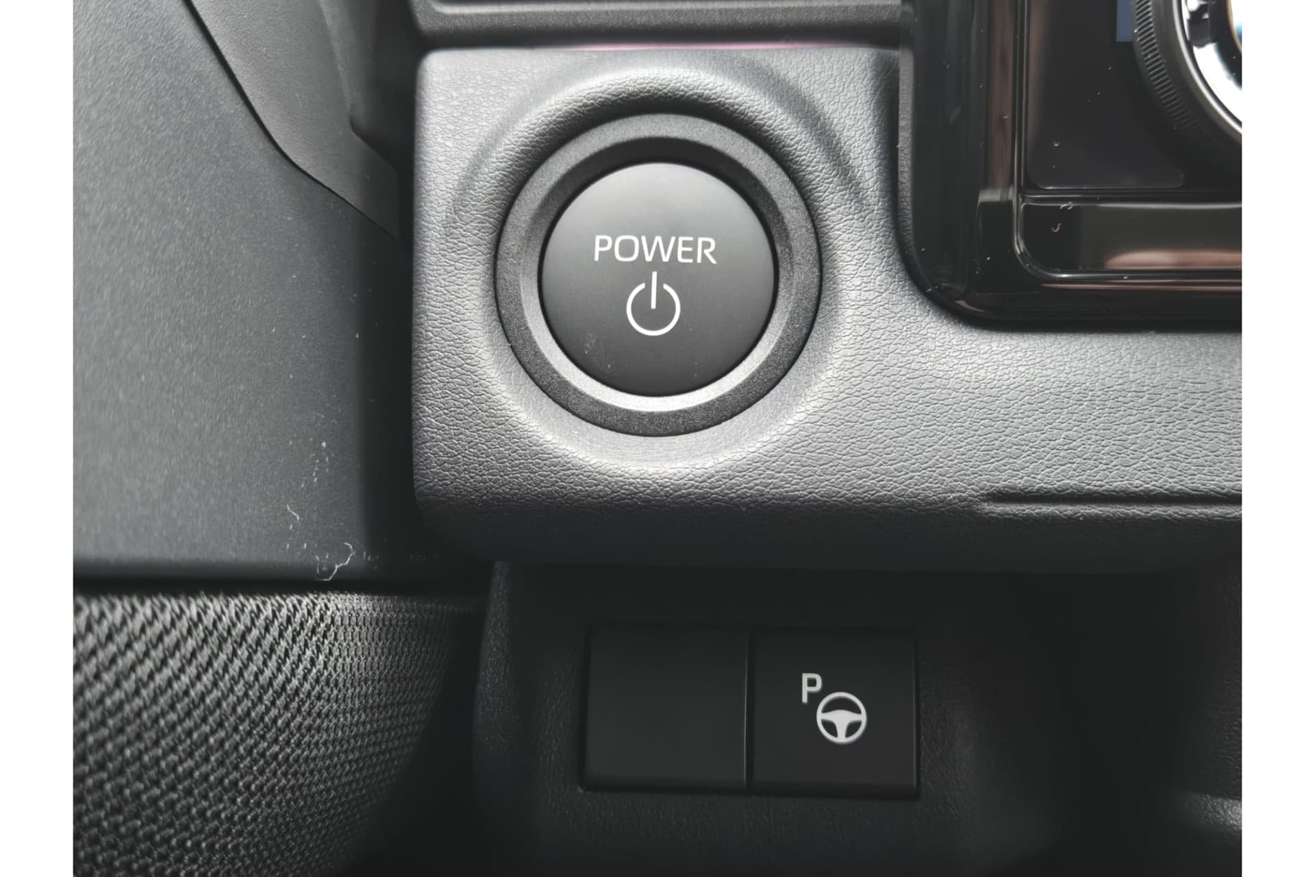 Toyota BZ4X Executive 73 Kwh Demonstratie Auto ! thumbnail 18