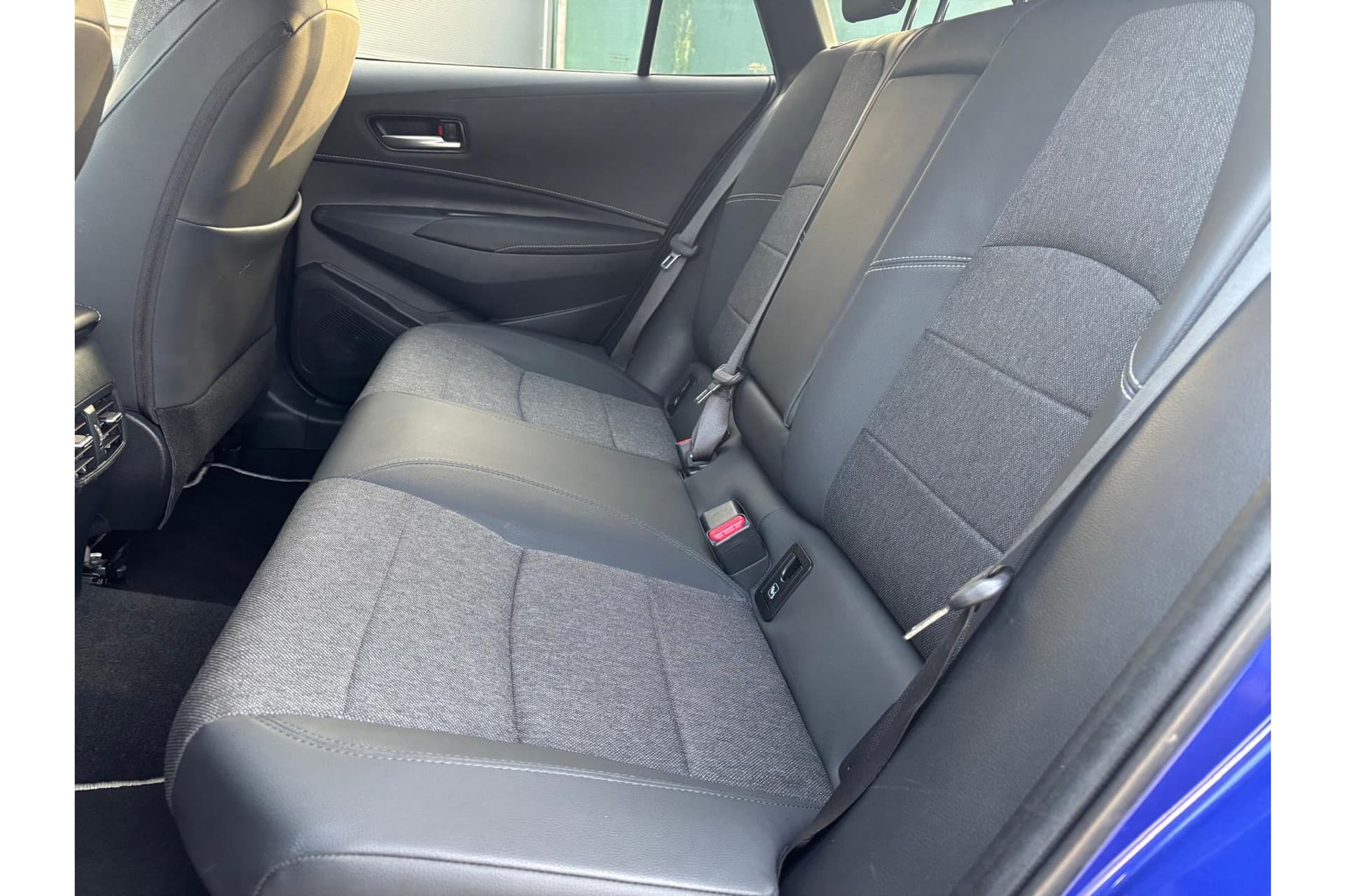 Toyota Corolla Touring Sports Hybrid 140 Dynamic thumbnail 10