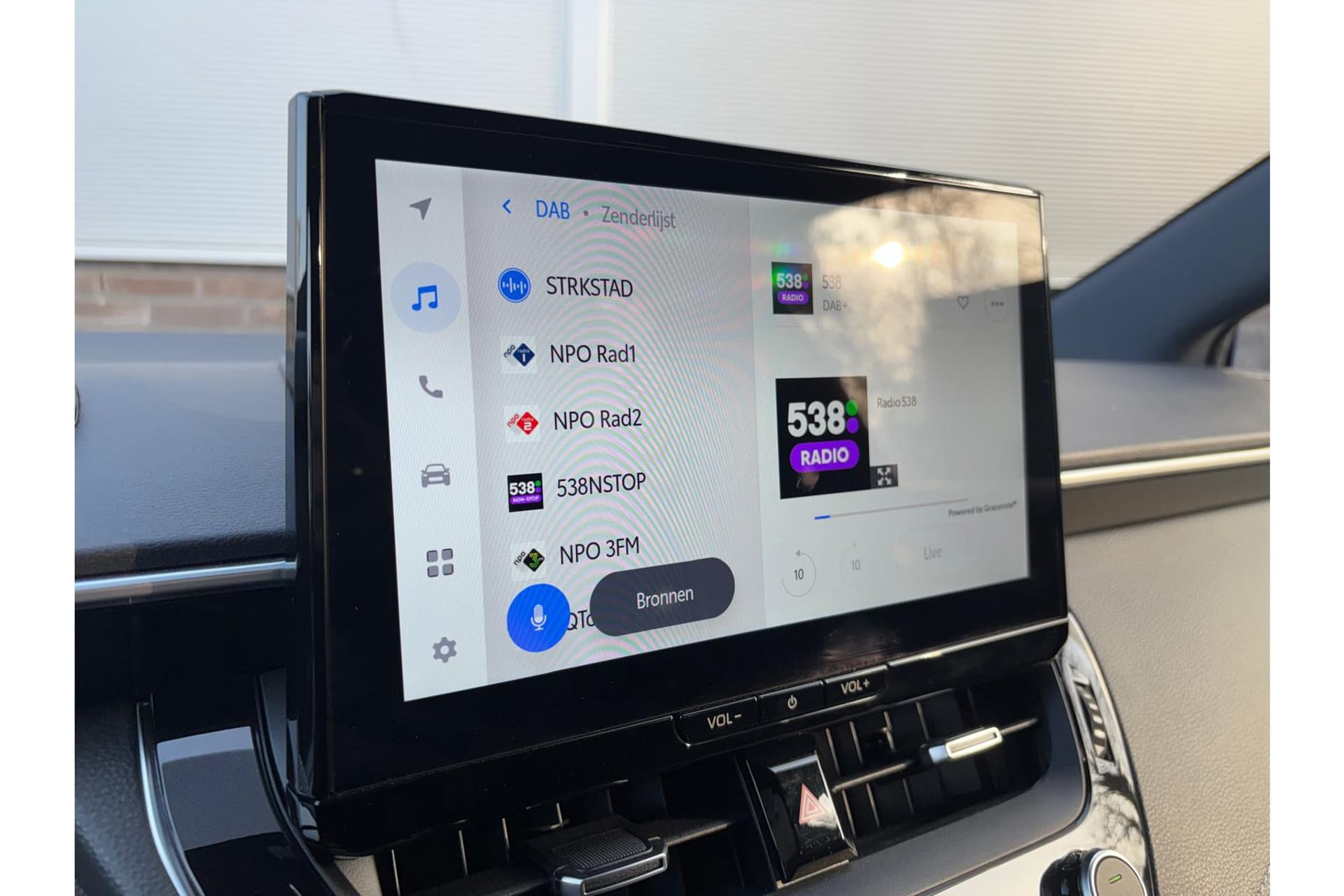 Toyota Corolla Touring Sports Hybrid 140 Dynamic thumbnail 11