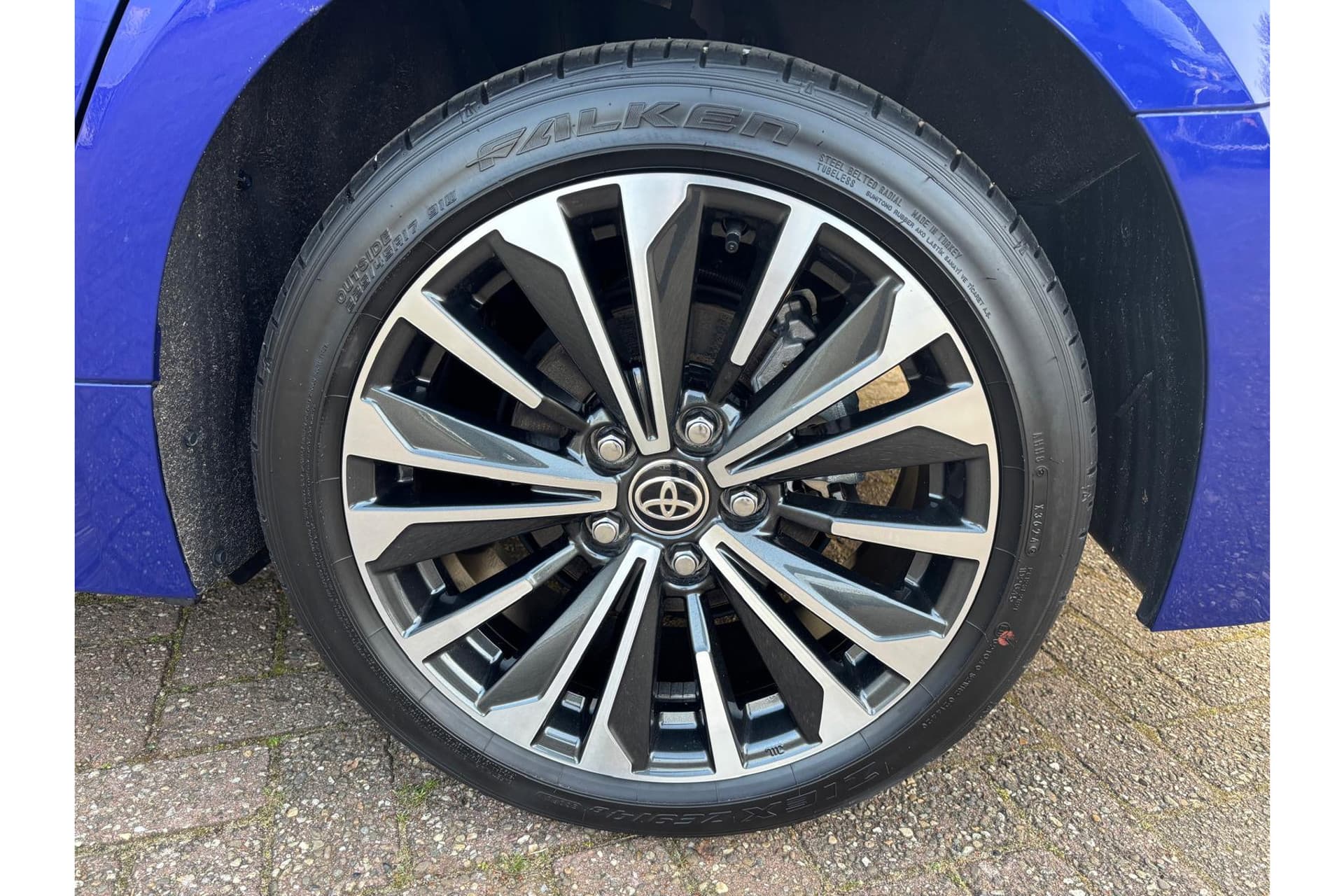 Toyota Corolla Touring Sports Hybrid 140 Dynamic thumbnail 8