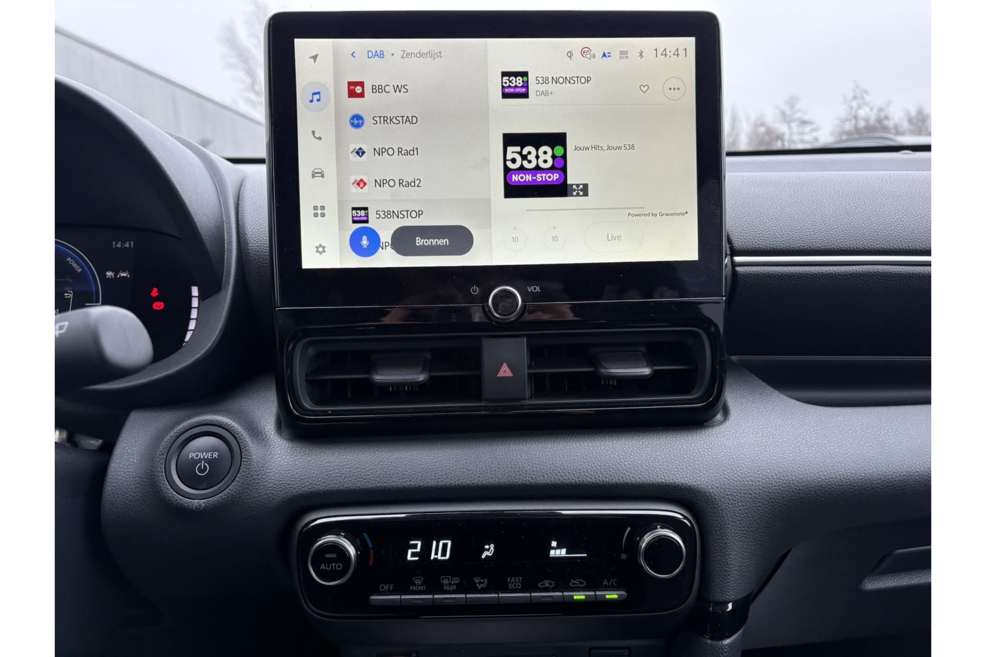 Toyota Yaris 1.5 Hybrid 115 Dynamic thumbnail 12