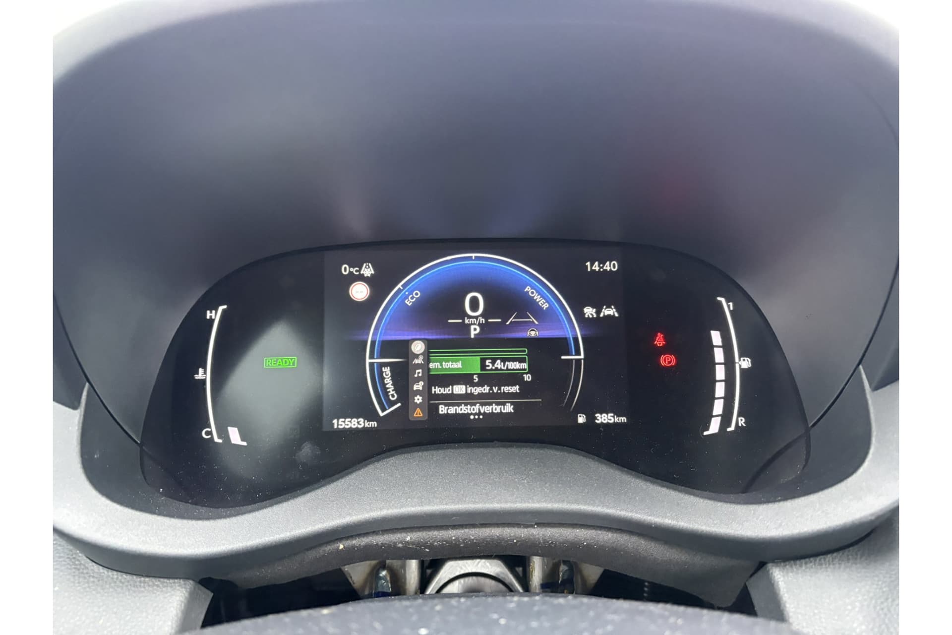 Toyota Yaris 1.5 Hybrid 115 Dynamic thumbnail 6