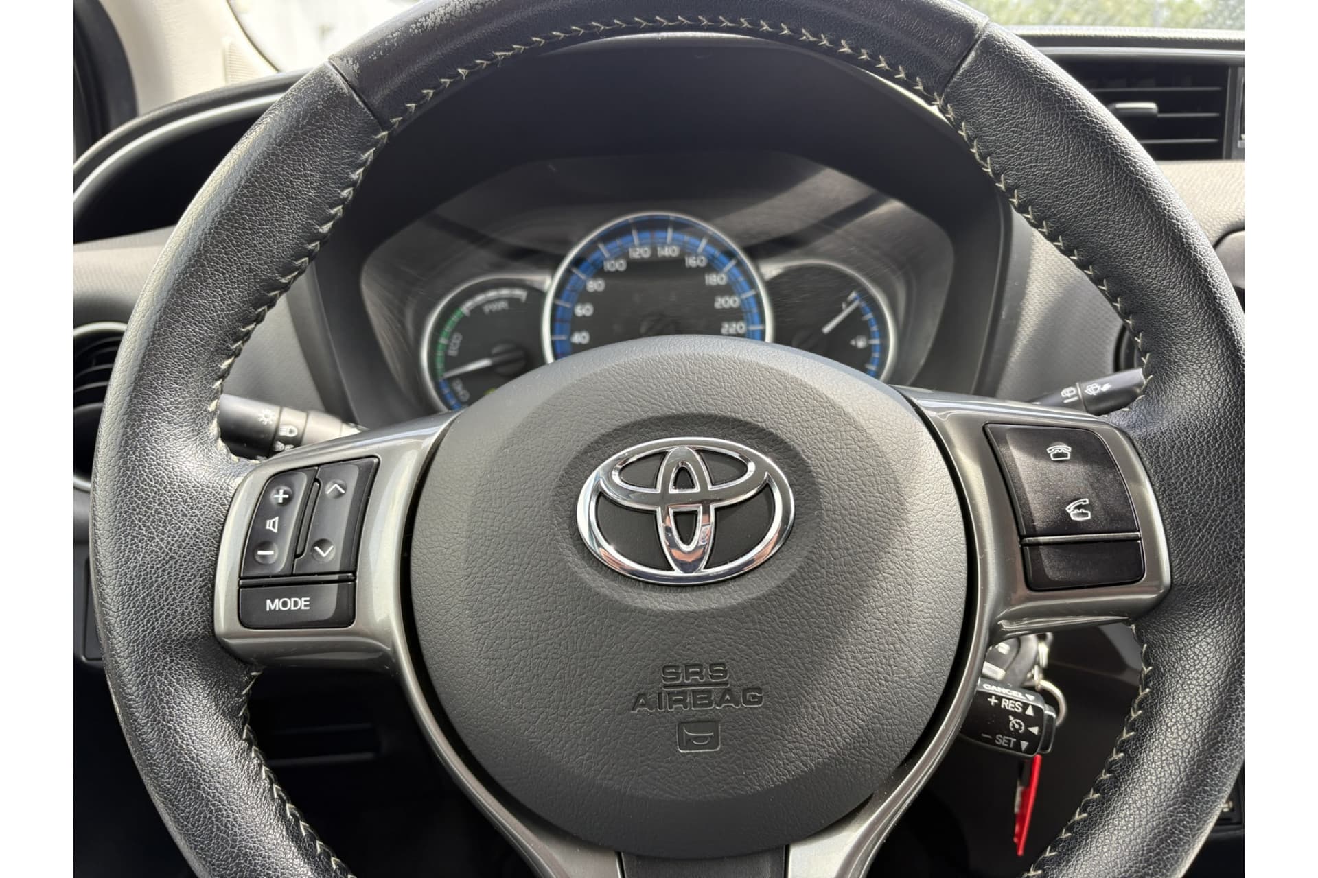 Toyota Yaris 1.5 Hybrid Aspiration thumbnail 10