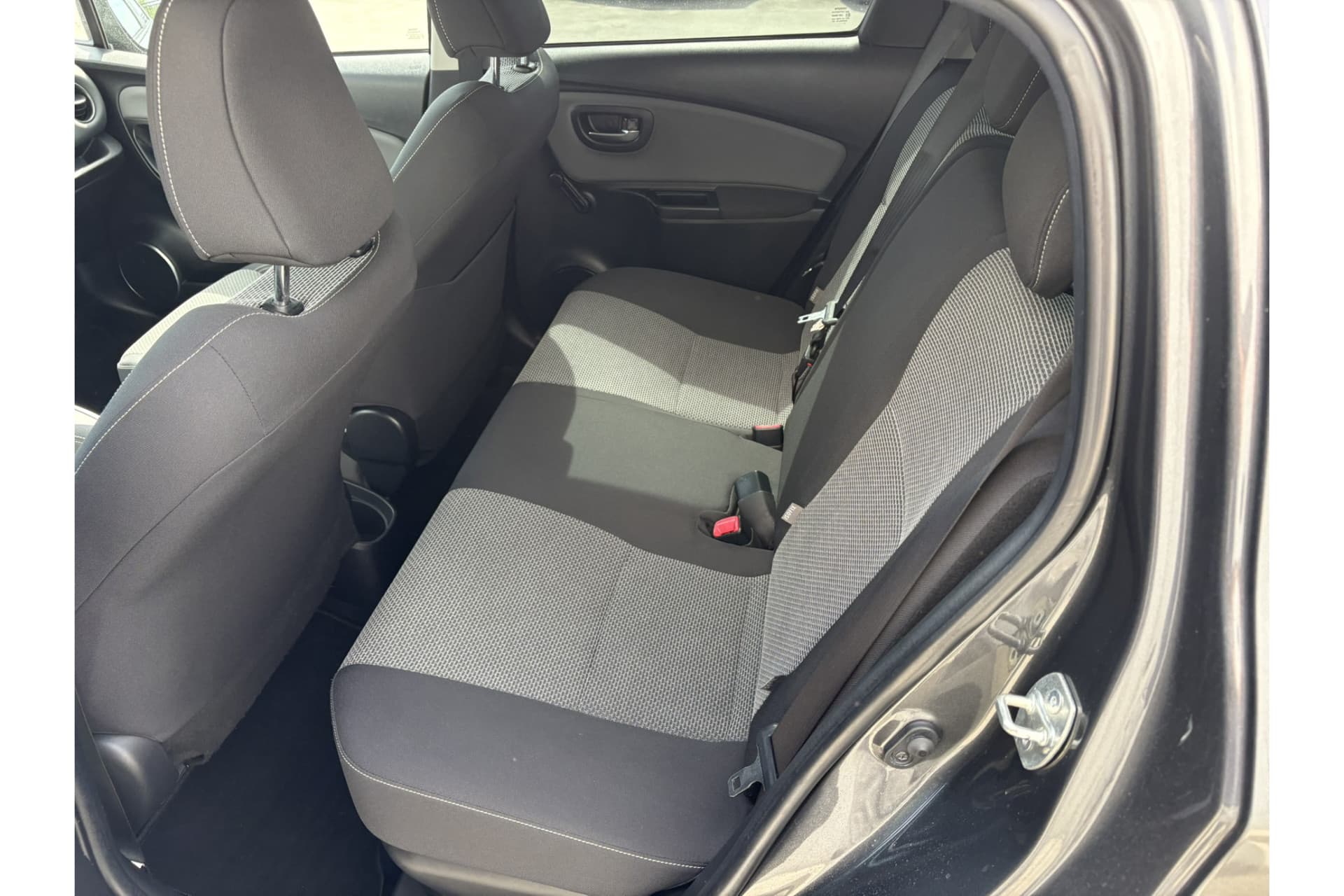 Toyota Yaris 1.5 Hybrid Aspiration thumbnail 16