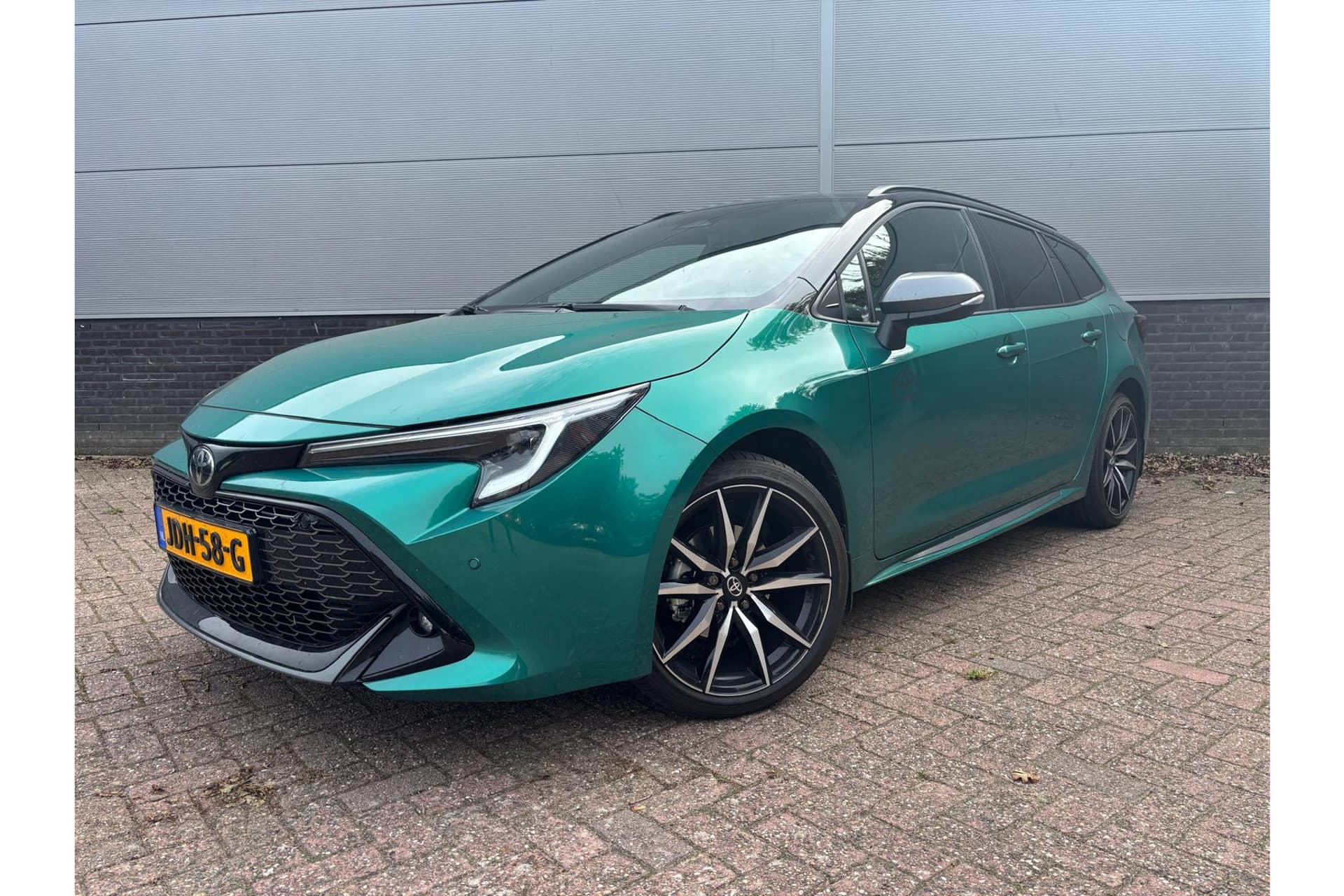 Toyota Corolla Touring Sports Hybrid 140 Gr Sport Demonstratie Auto !
