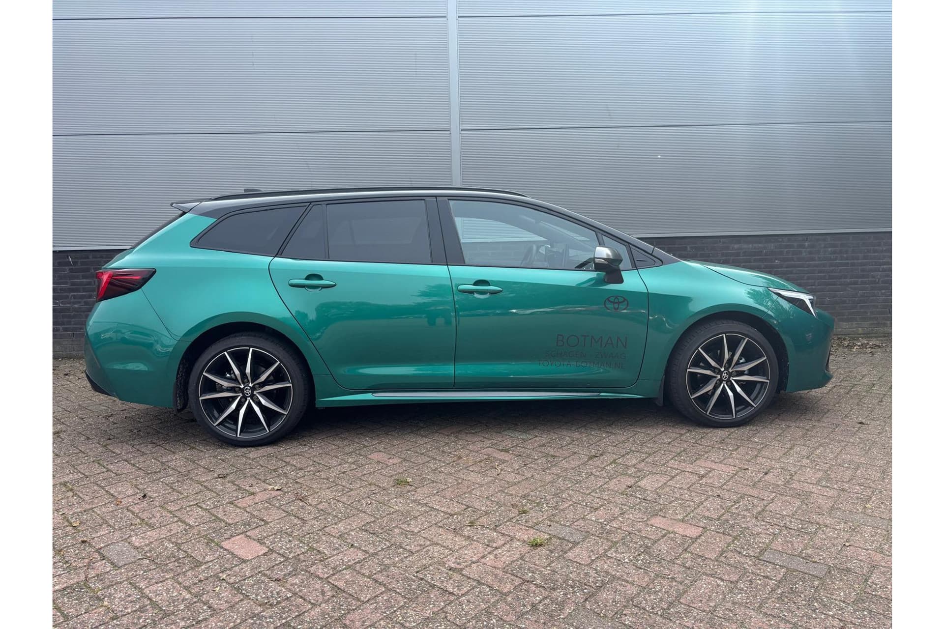 Toyota Corolla Touring Sports Hybrid 140 Gr Sport Demonstratie Auto ! thumbnail 15