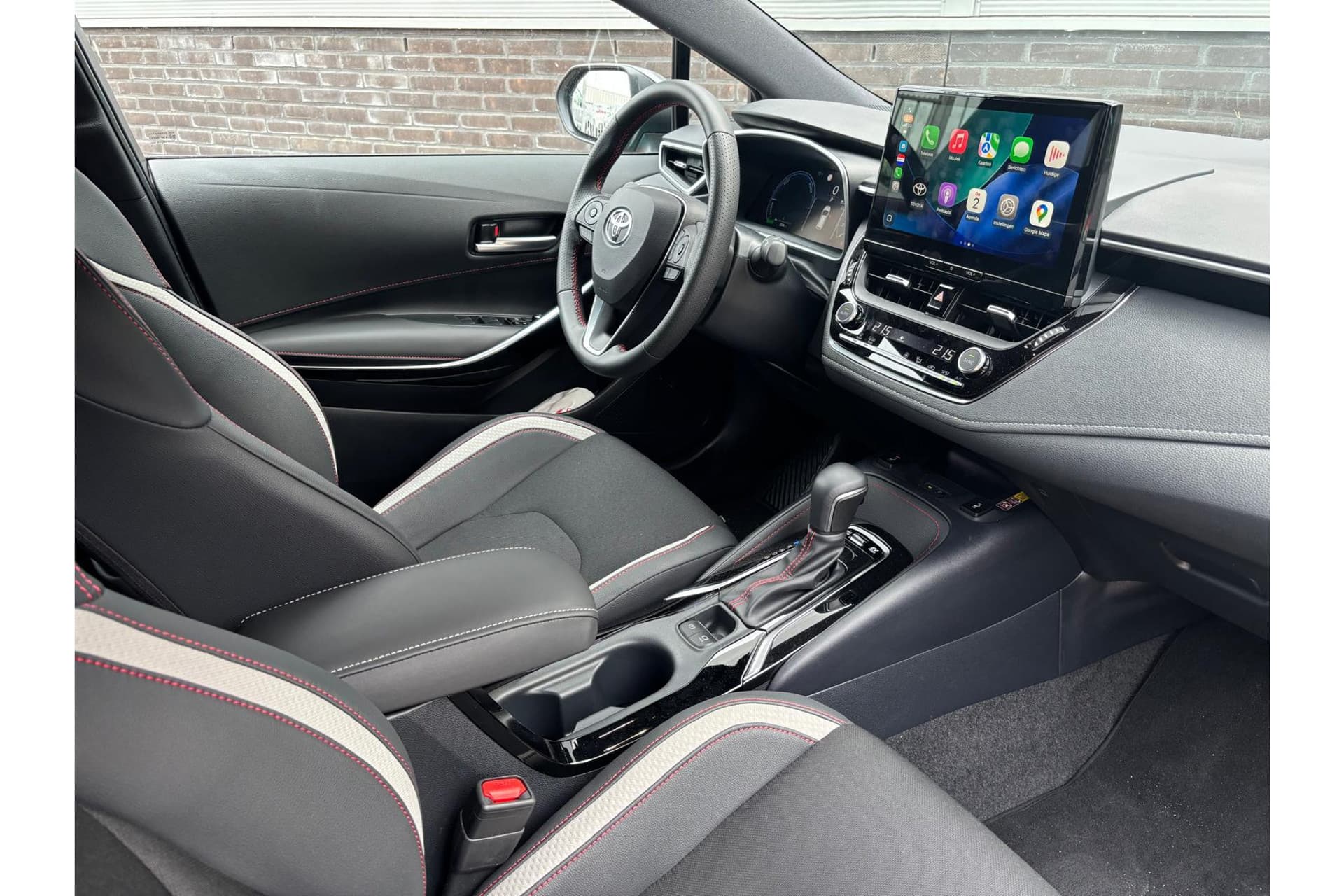 Toyota Corolla Touring Sports Hybrid 140 Gr Sport Demonstratie Auto ! thumbnail 4